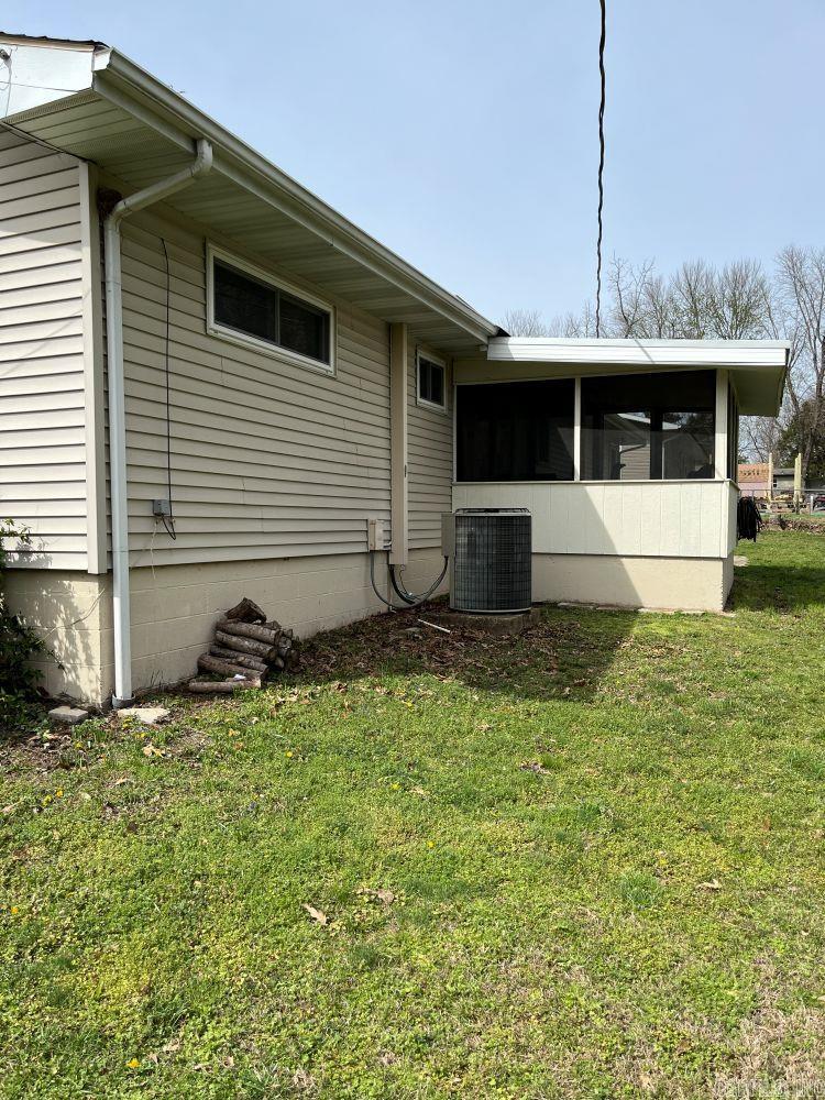 25 Su  Mountain Home, AR