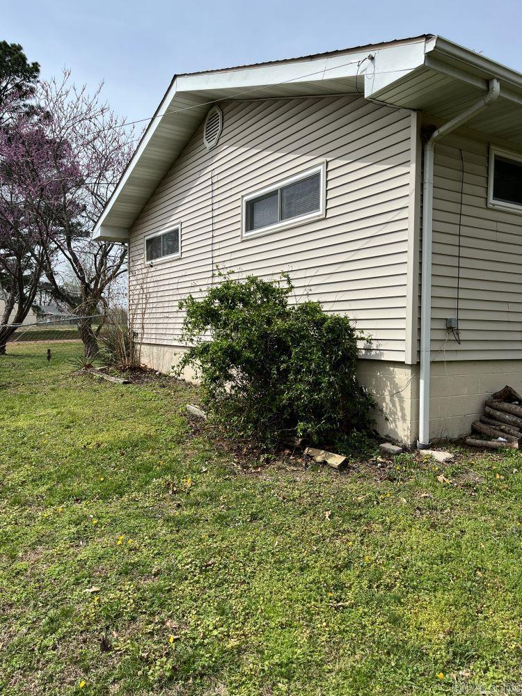 25 Su  Mountain Home, AR