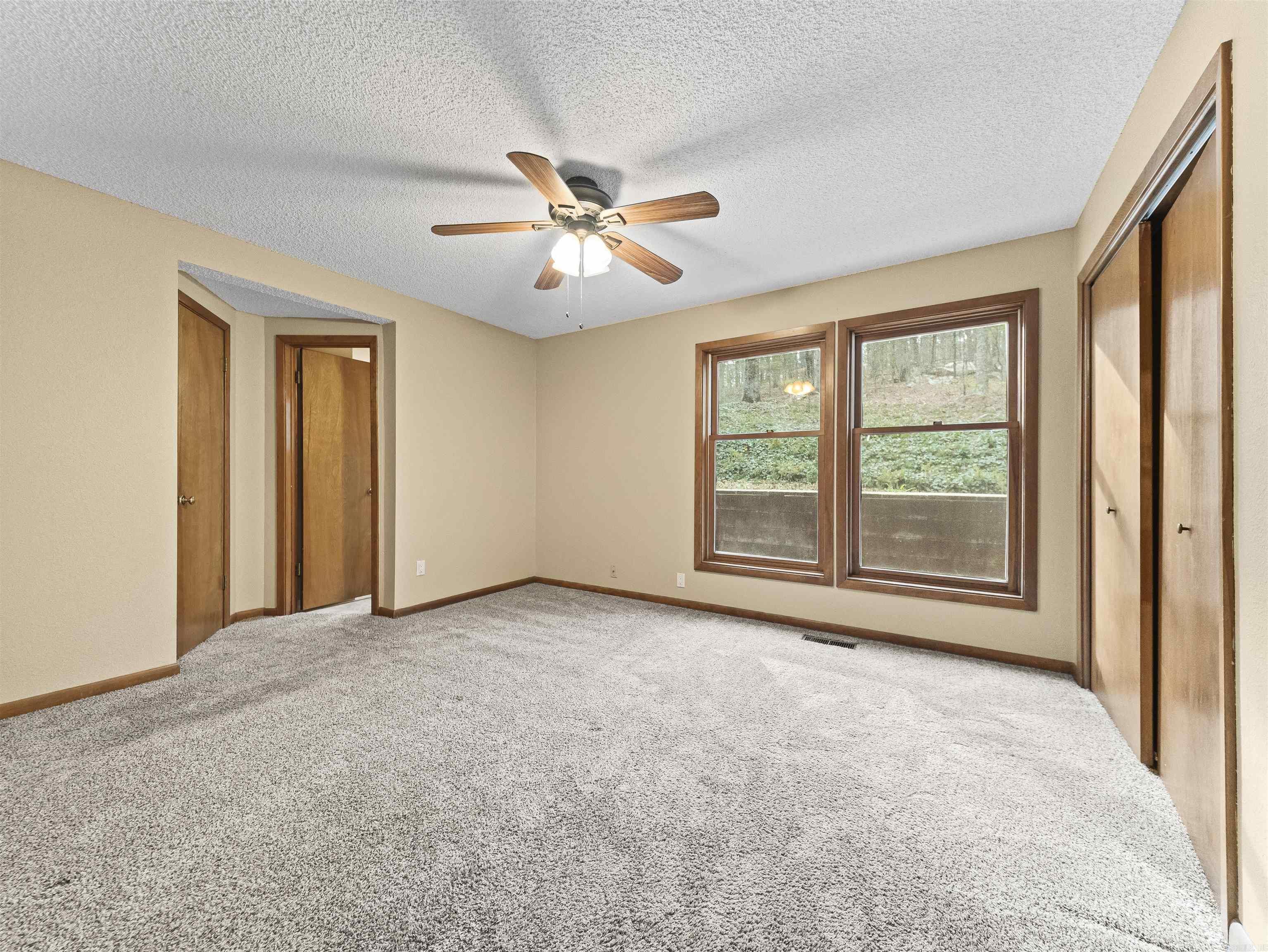 5 Castellon  Hot Springs Village, AR