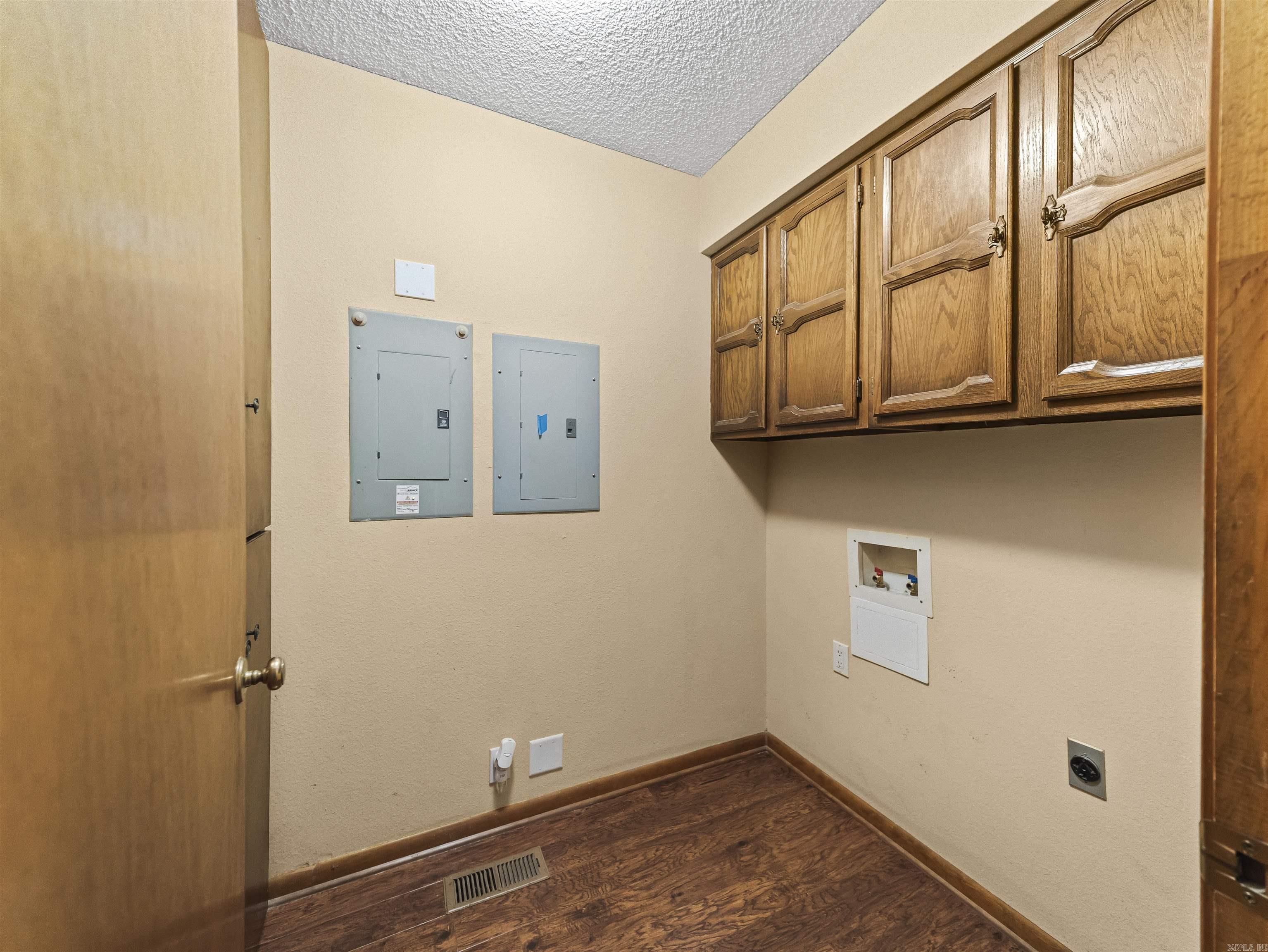 5 Castellon  Hot Springs Village, AR