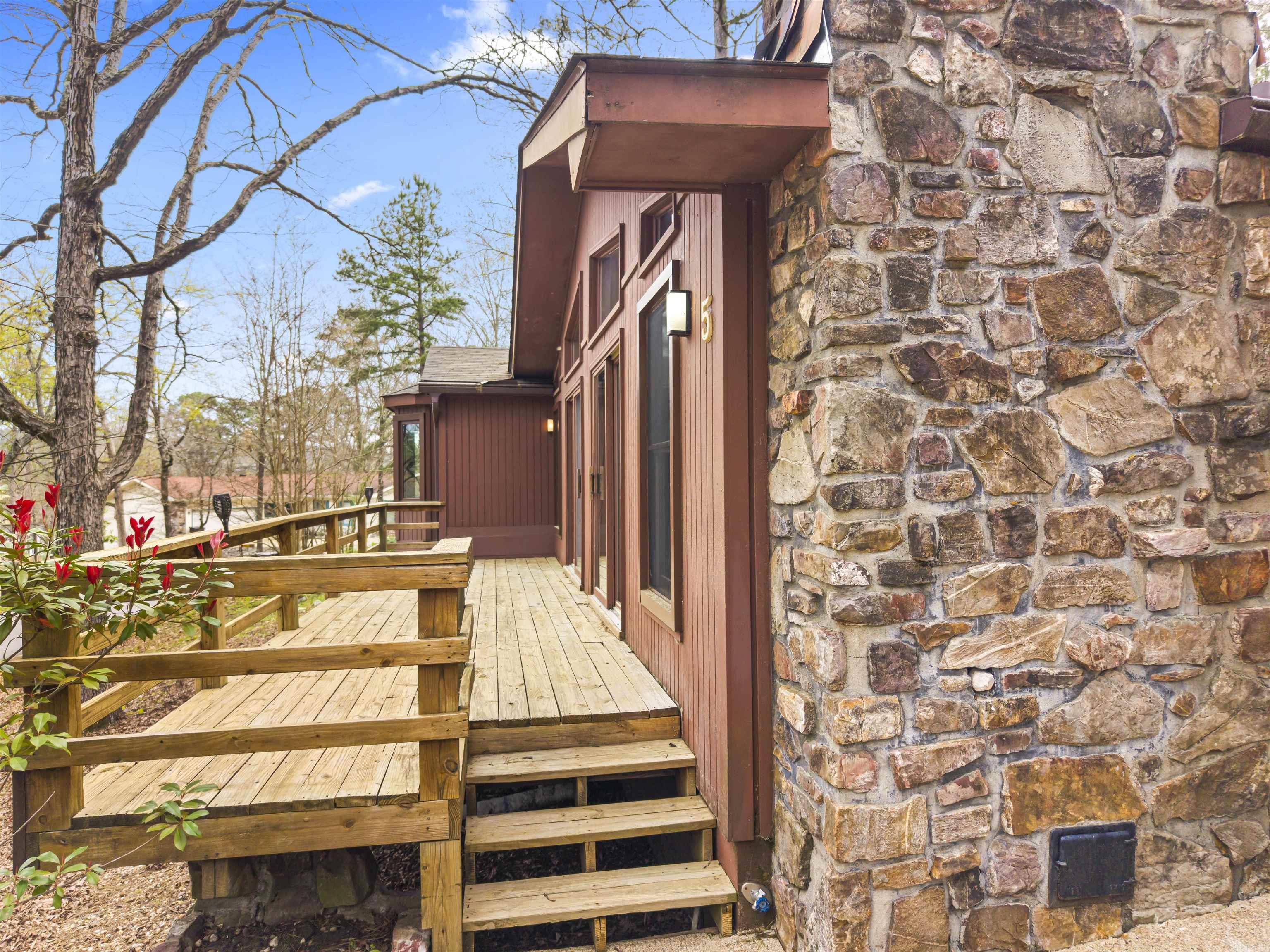 5 Castellon  Hot Springs Village, AR