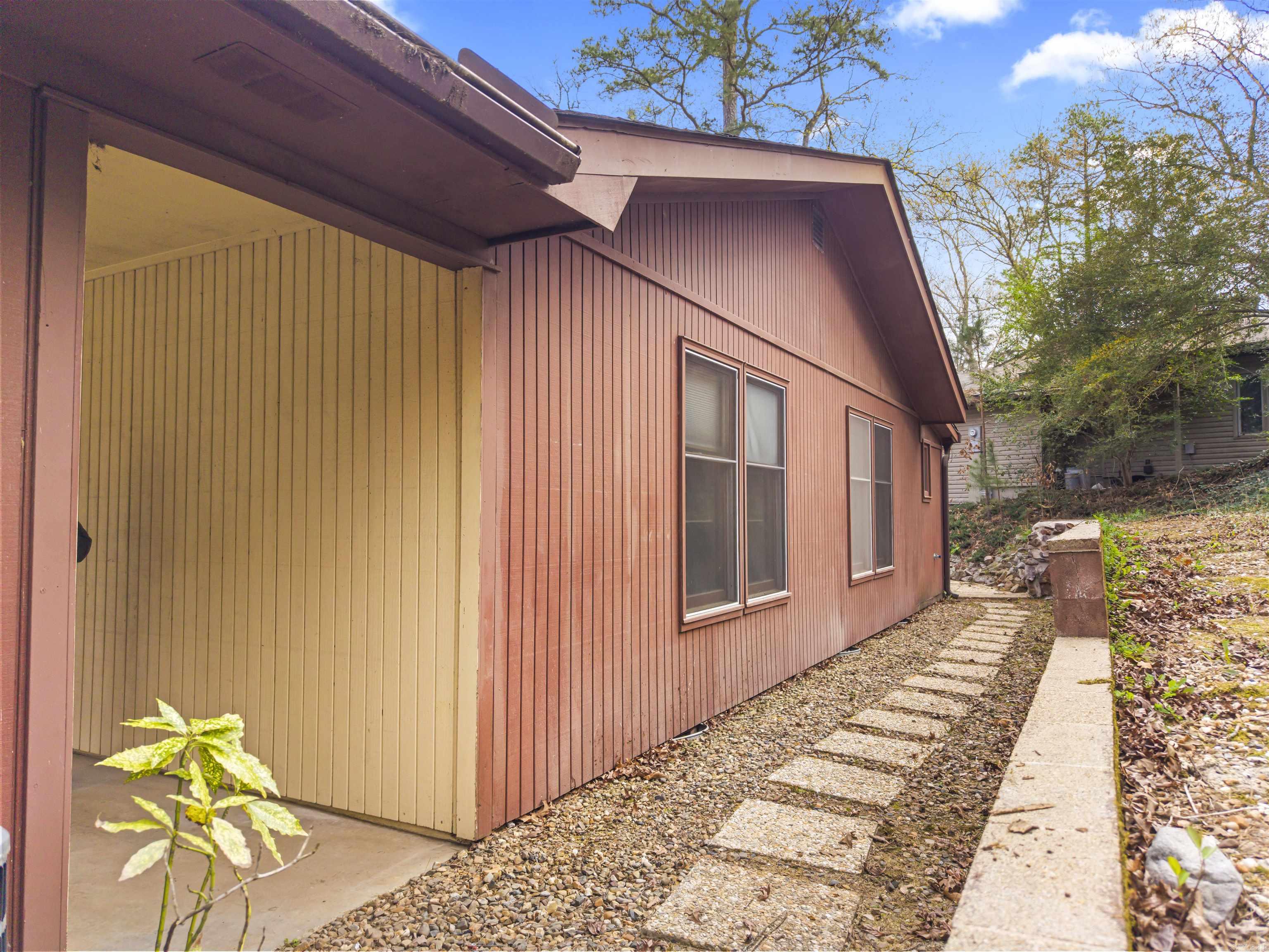 5 Castellon  Hot Springs Village, AR