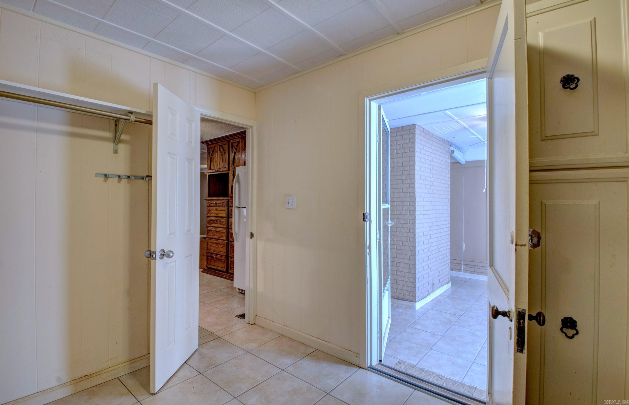 1401 E Colonel Glenn  Little Rock, AR