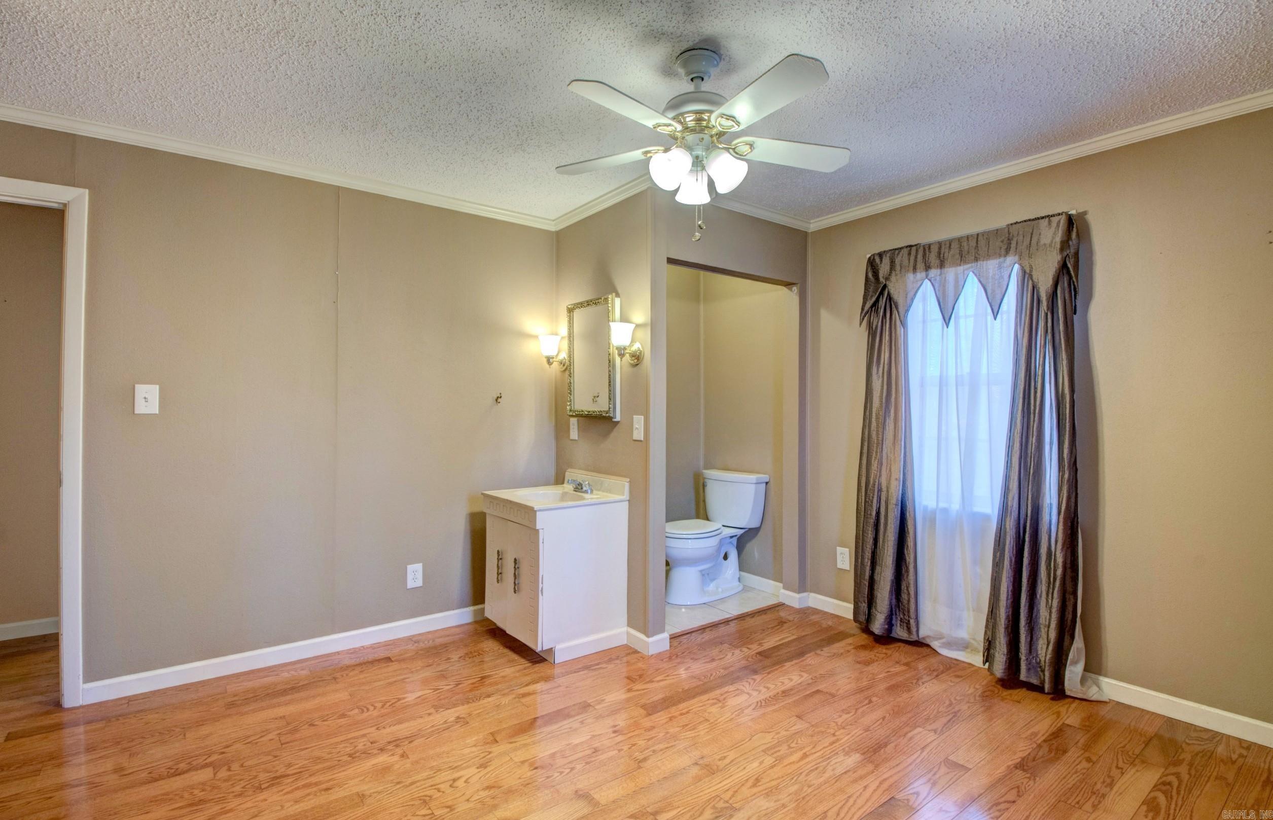 1401 E Colonel Glenn  Little Rock, AR