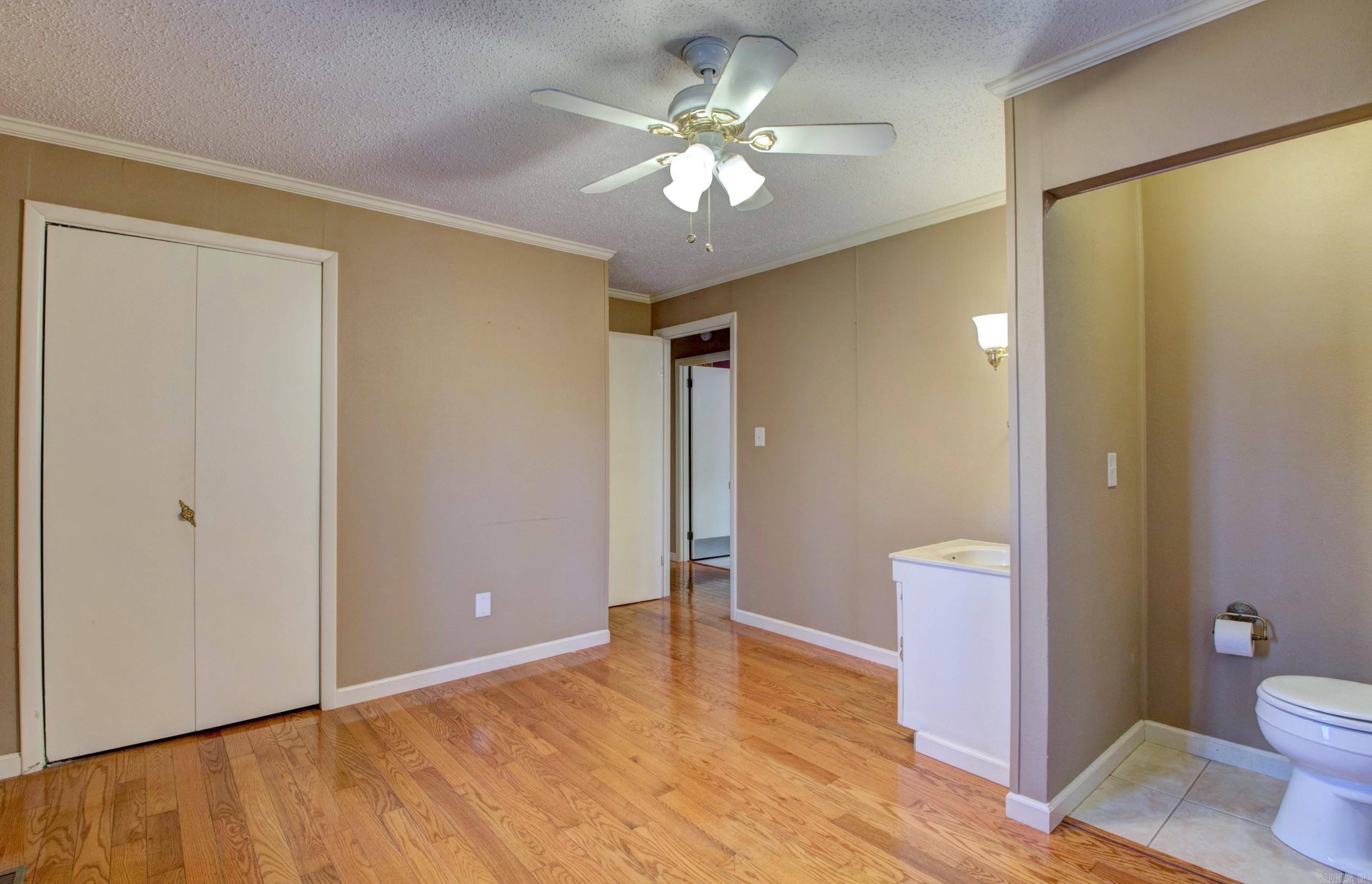 1401 E Colonel Glenn  Little Rock, AR