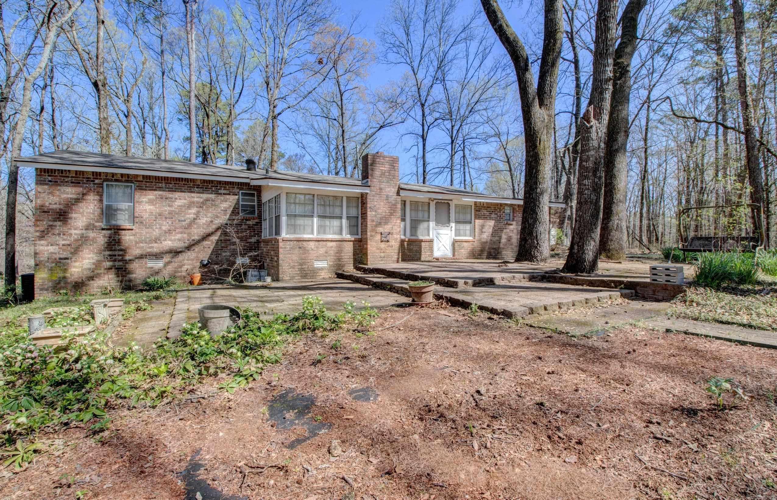 1401 E Colonel Glenn  Little Rock, AR