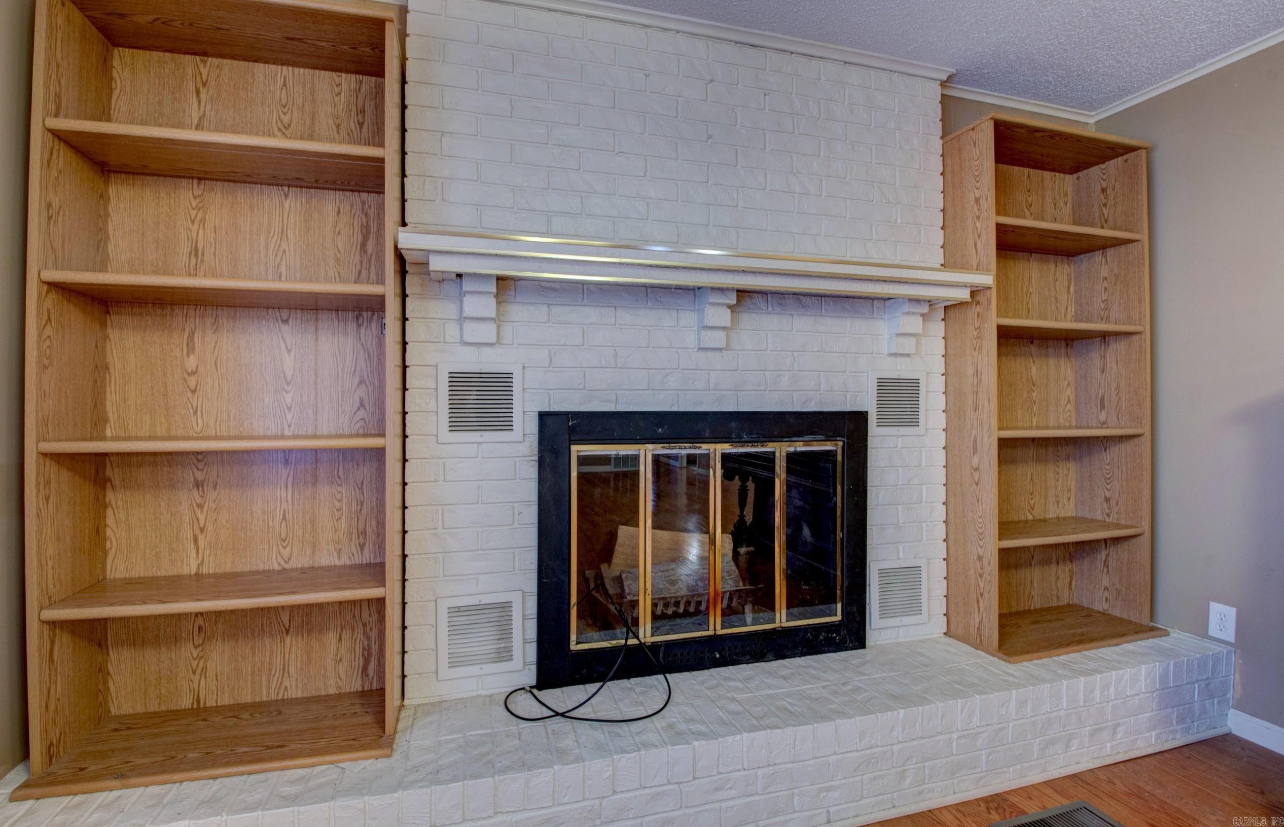 1401 E Colonel Glenn  Little Rock, AR