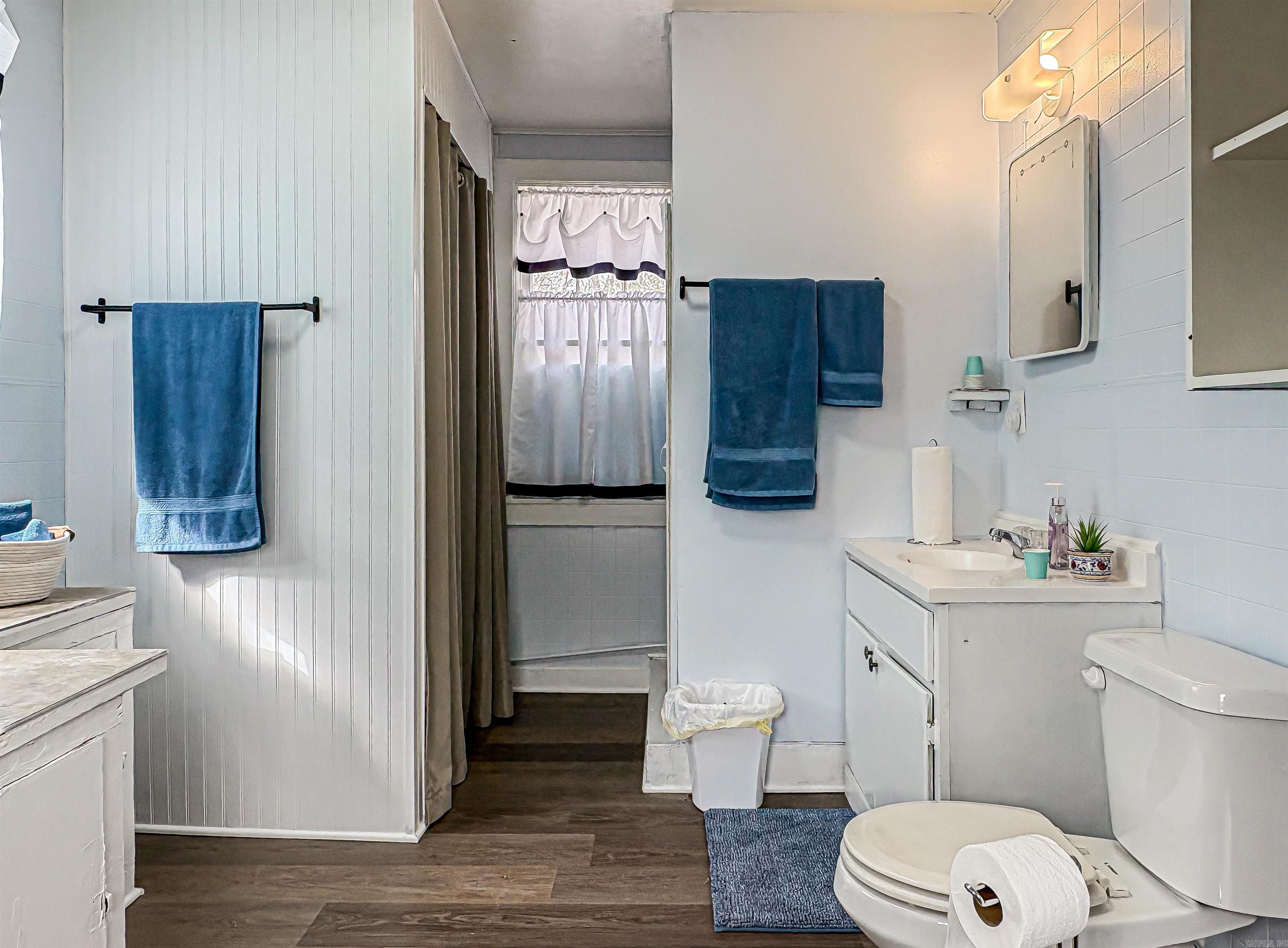 401 N College  Yellville, AR