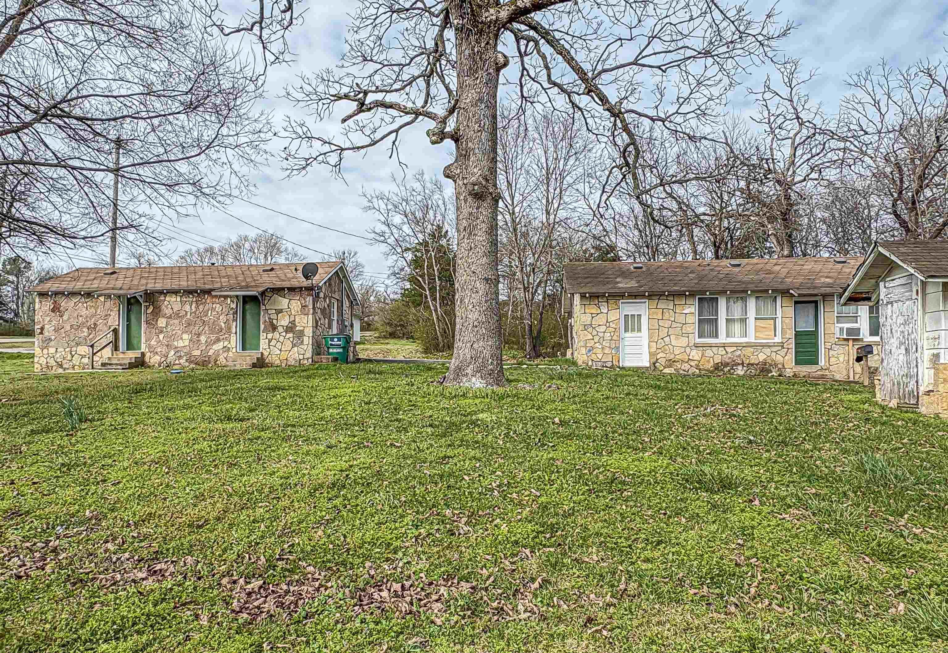 401 N College  Yellville, AR