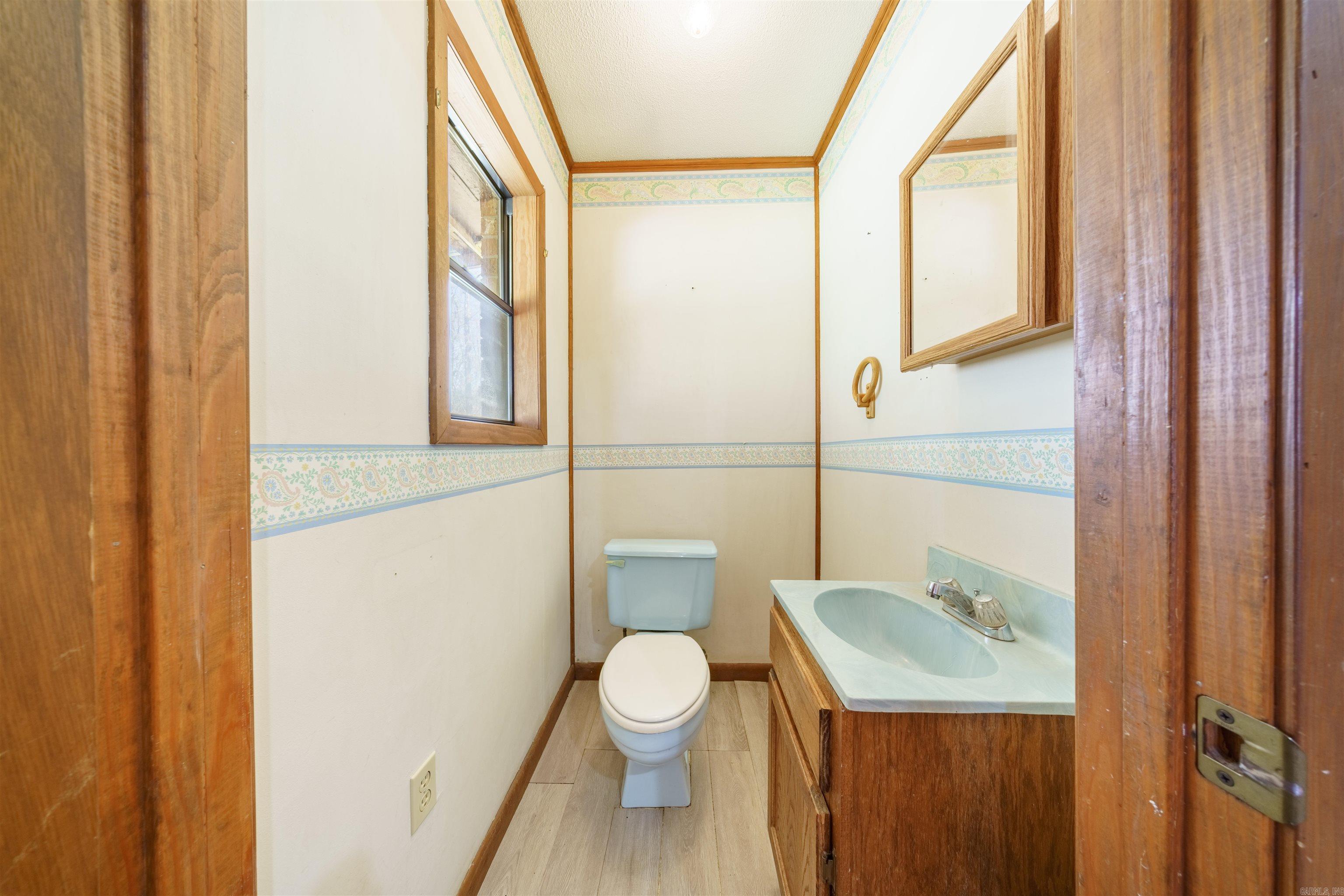 651 Golden  Cave City, AR