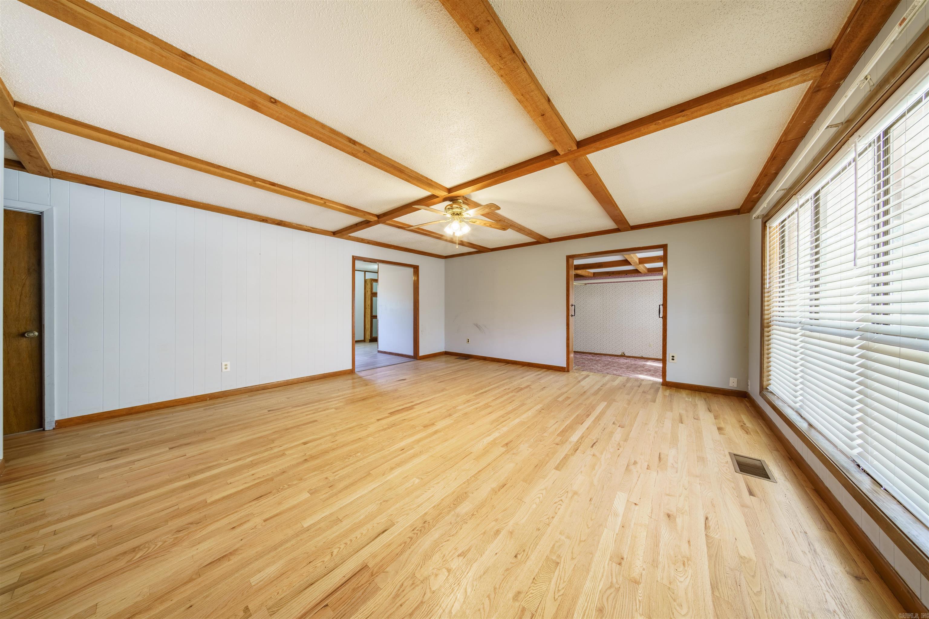 651 Golden  Cave City, AR