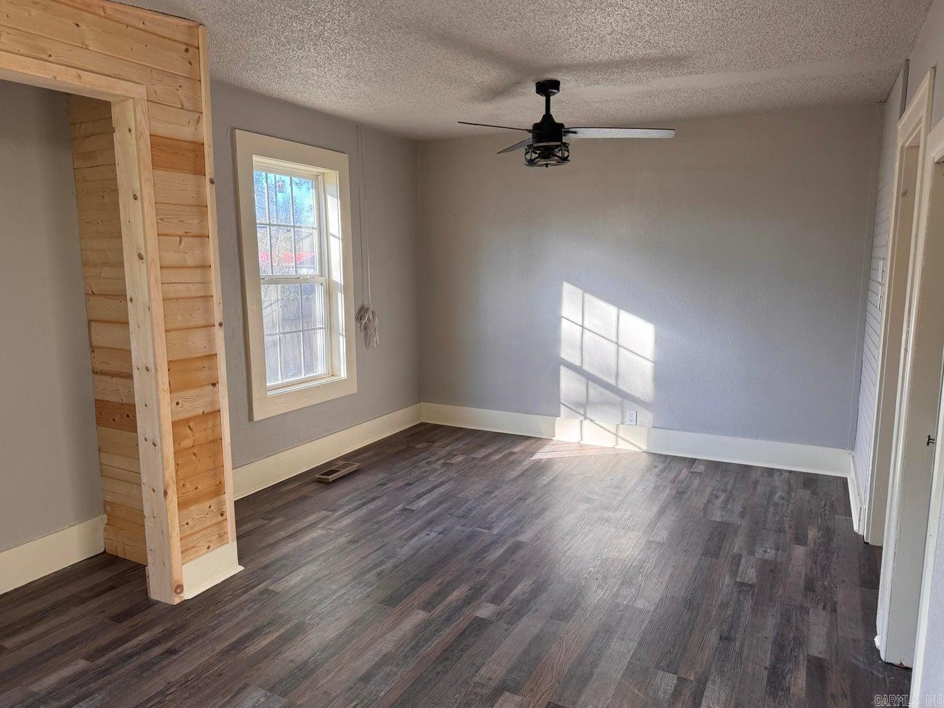 748 Brooks  Batesville, AR