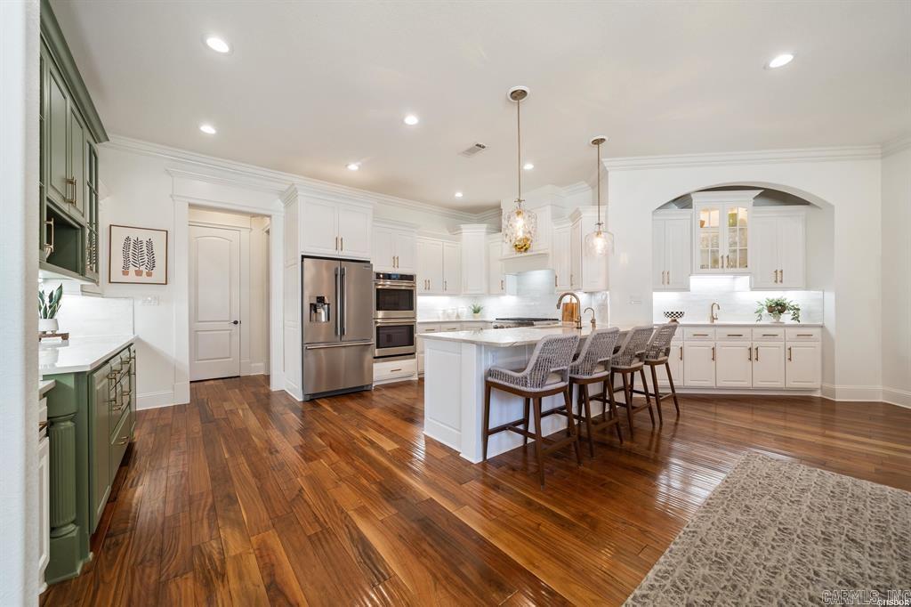 302 Oak Shores  Hot Springs, AR