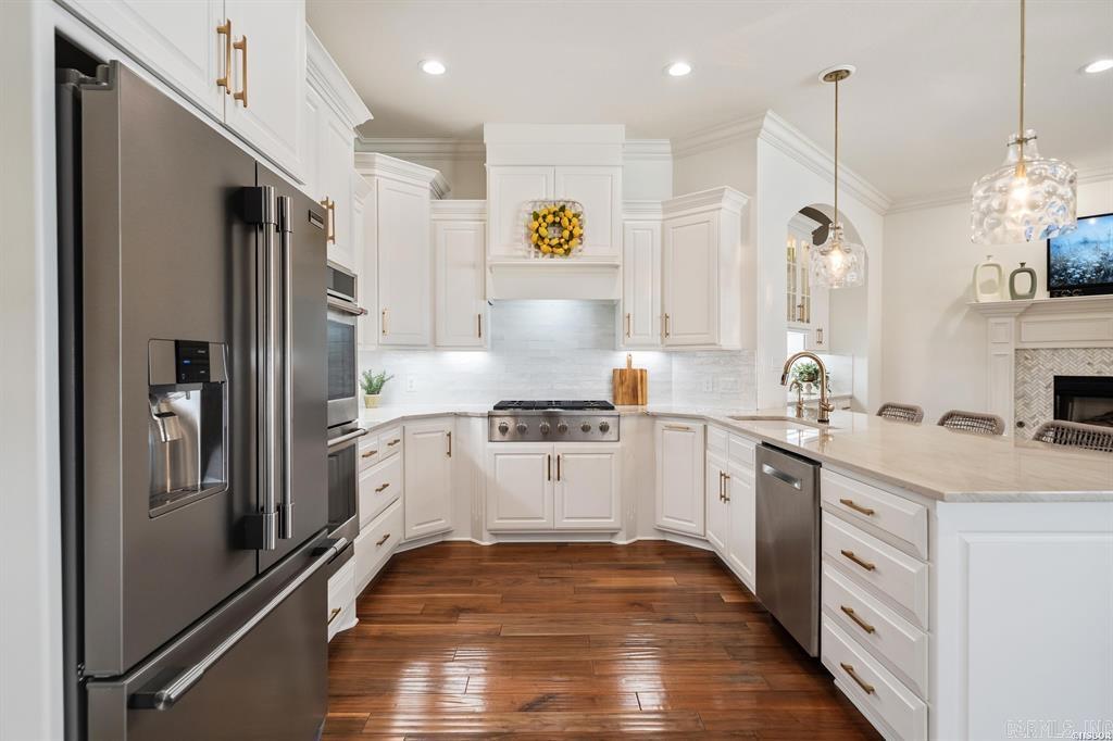 302 Oak Shores  Hot Springs, AR