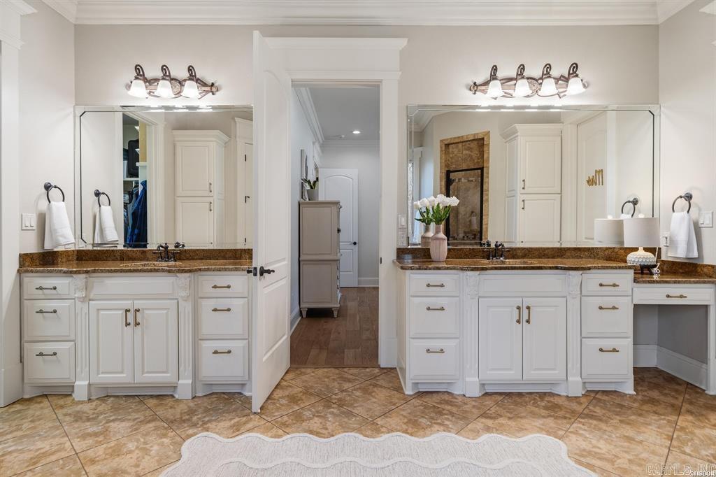 302 Oak Shores  Hot Springs, AR