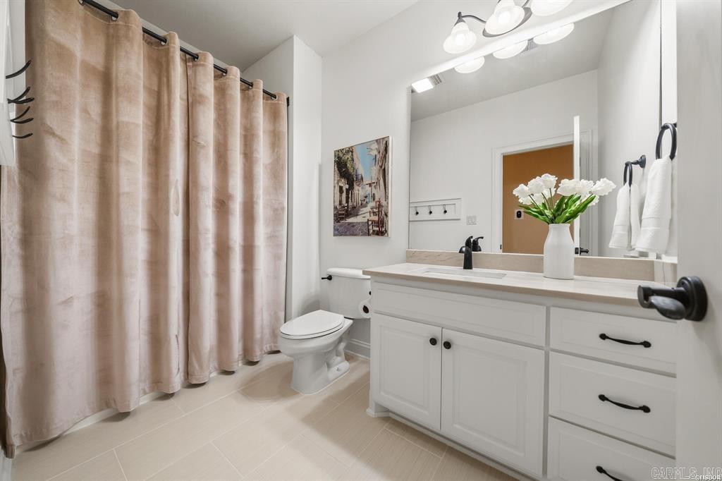 302 Oak Shores  Hot Springs, AR