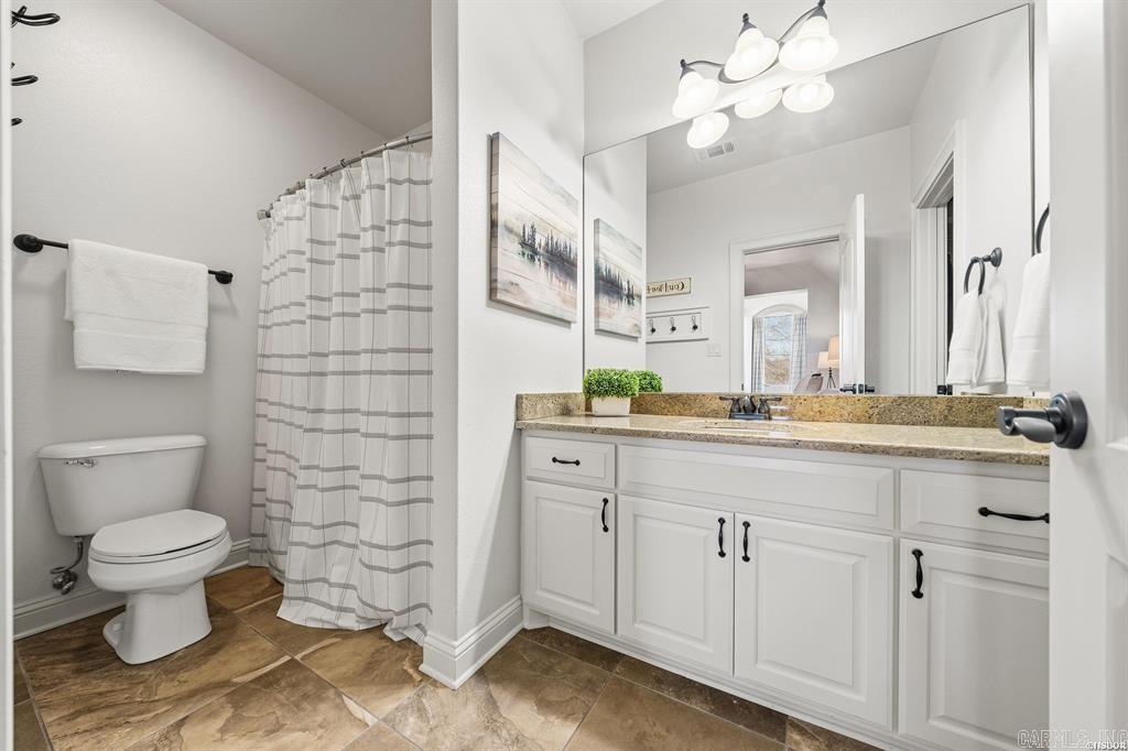 302 Oak Shores  Hot Springs, AR