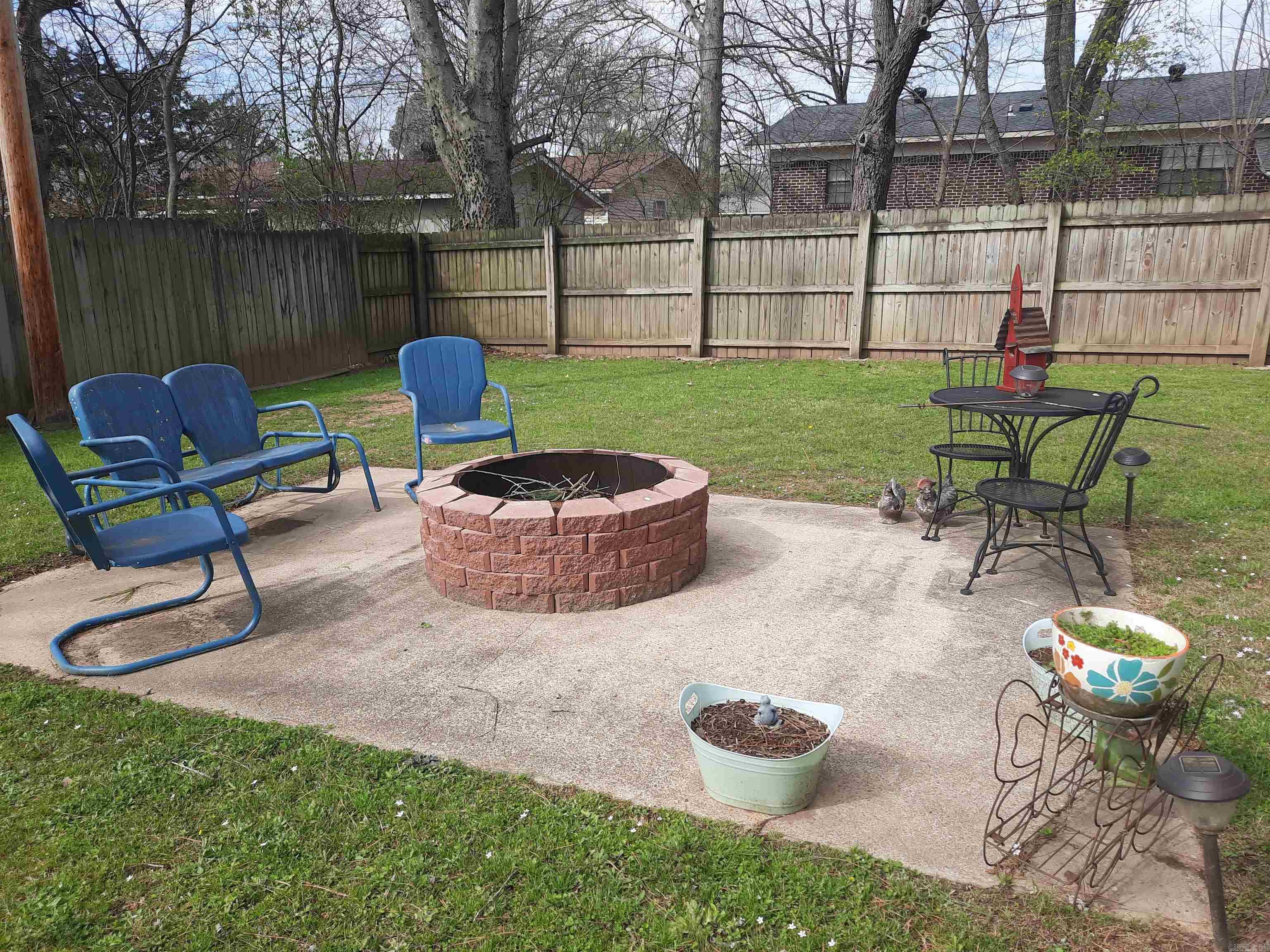 305 Stone  Mountain View, AR