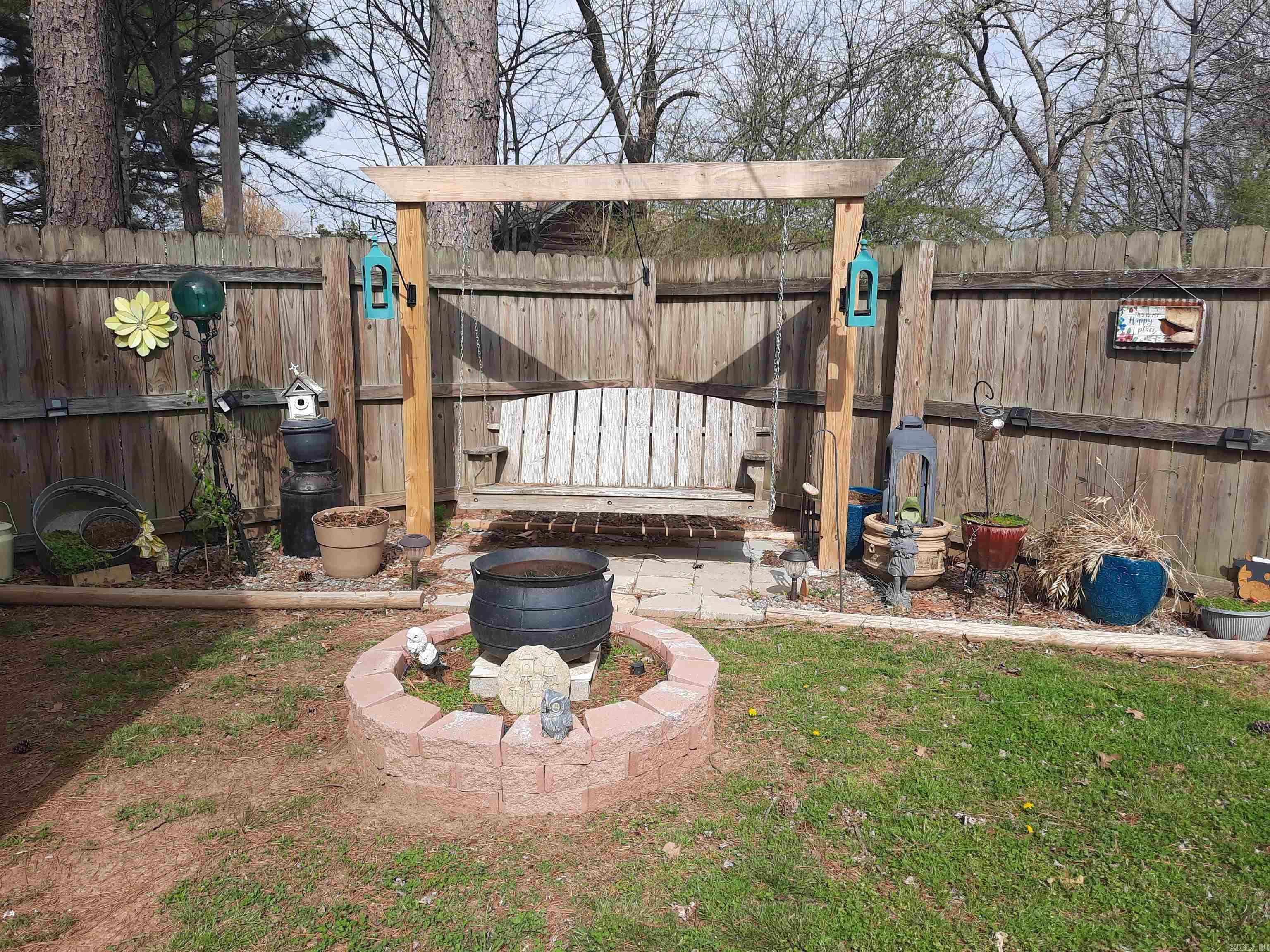 305 Stone  Mountain View, AR