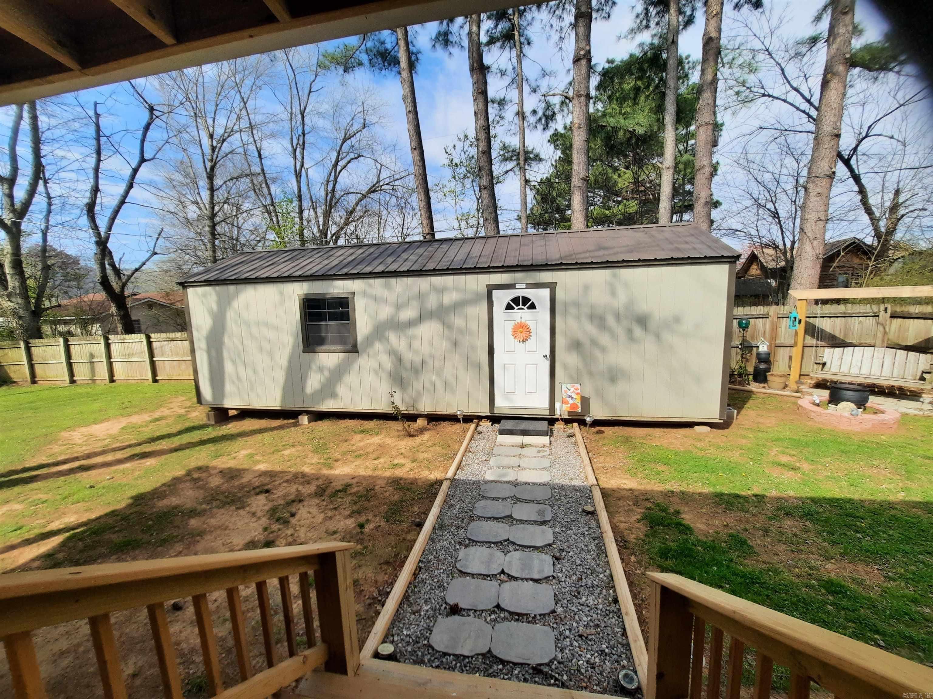 305 Stone  Mountain View, AR