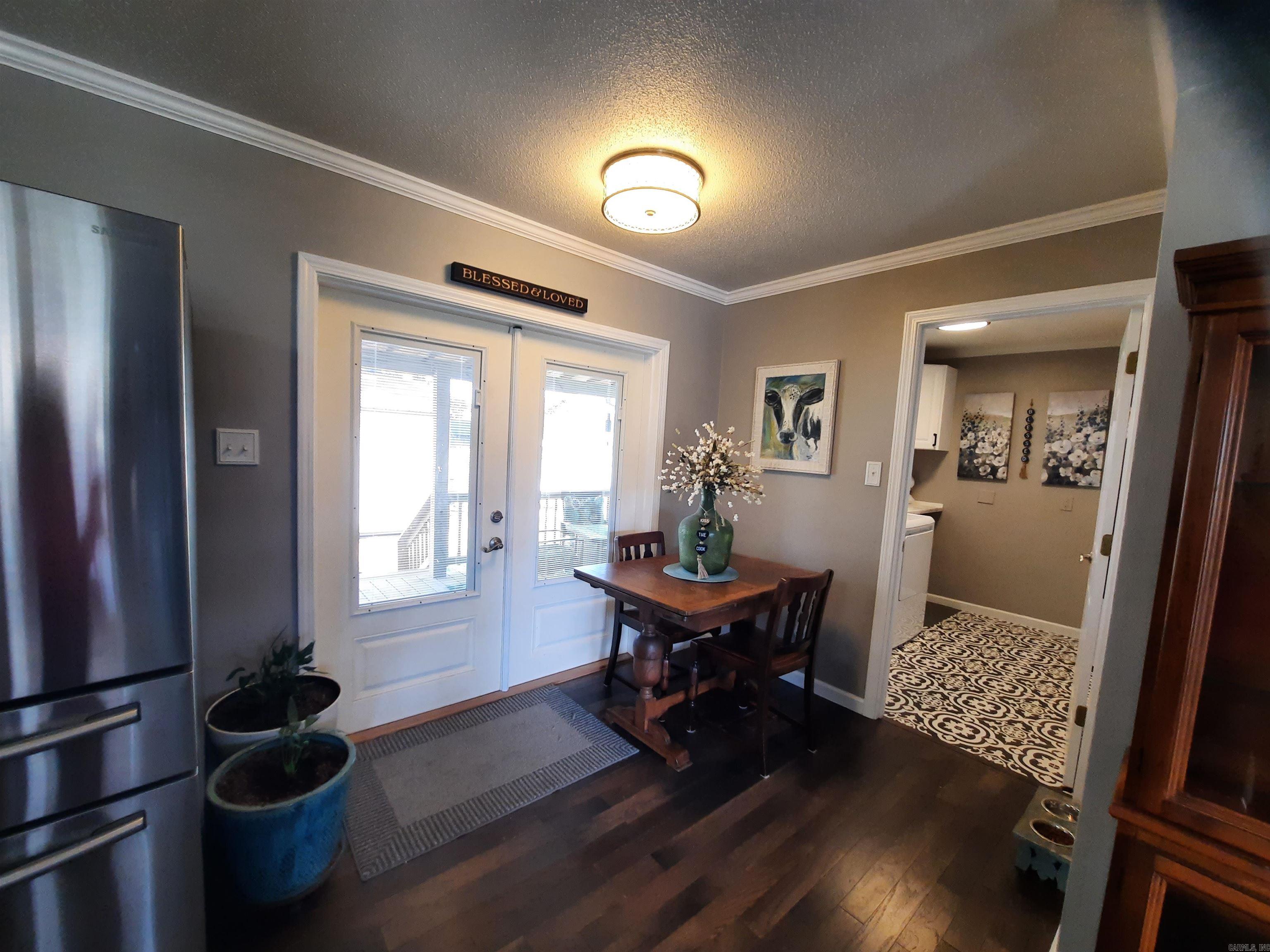 305 Stone  Mountain View, AR