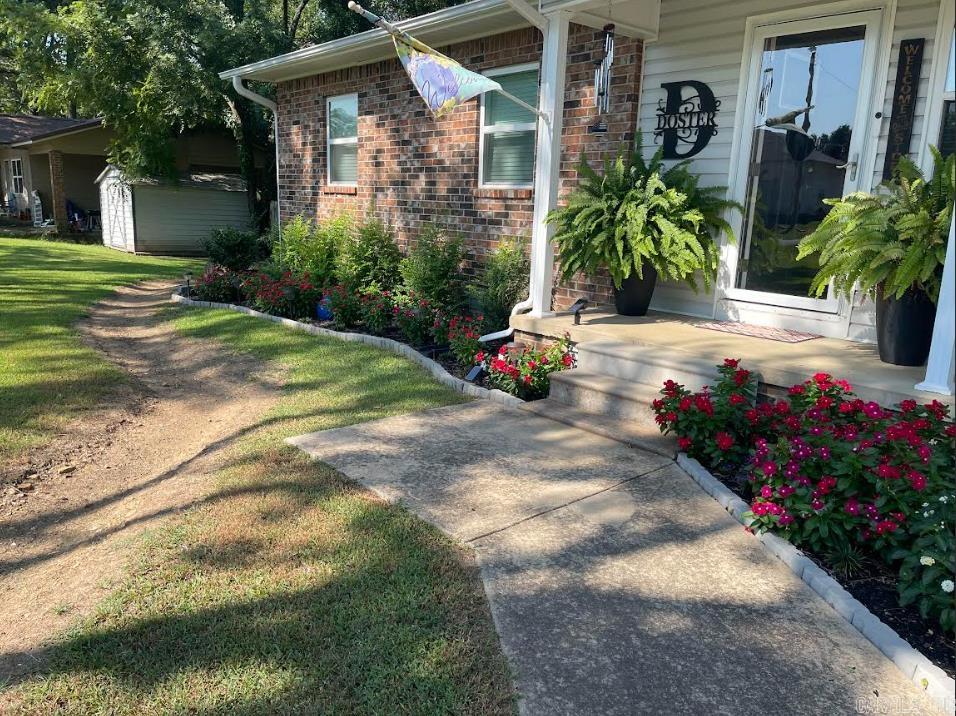 305 Stone  Mountain View, AR