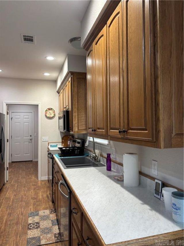 912 College  Coal Hill, AR