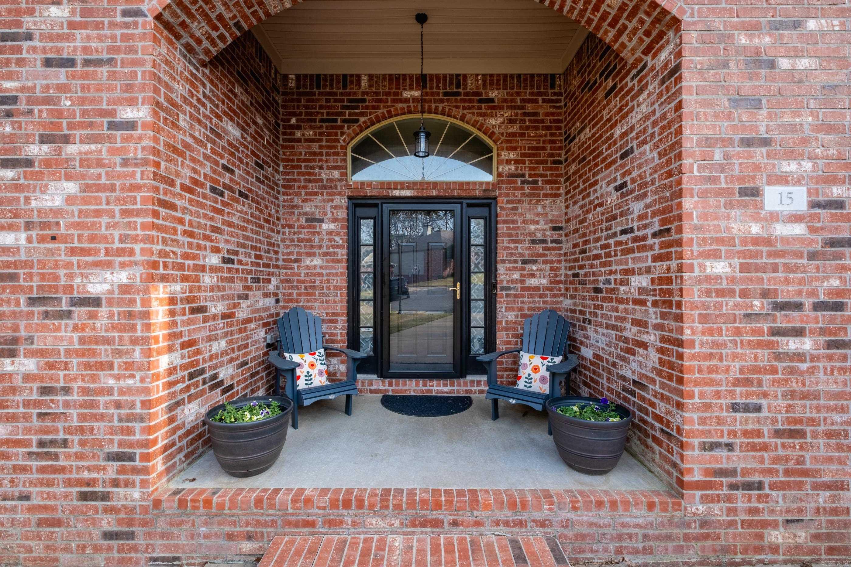 15 Roanne Court  Little Rock, AR