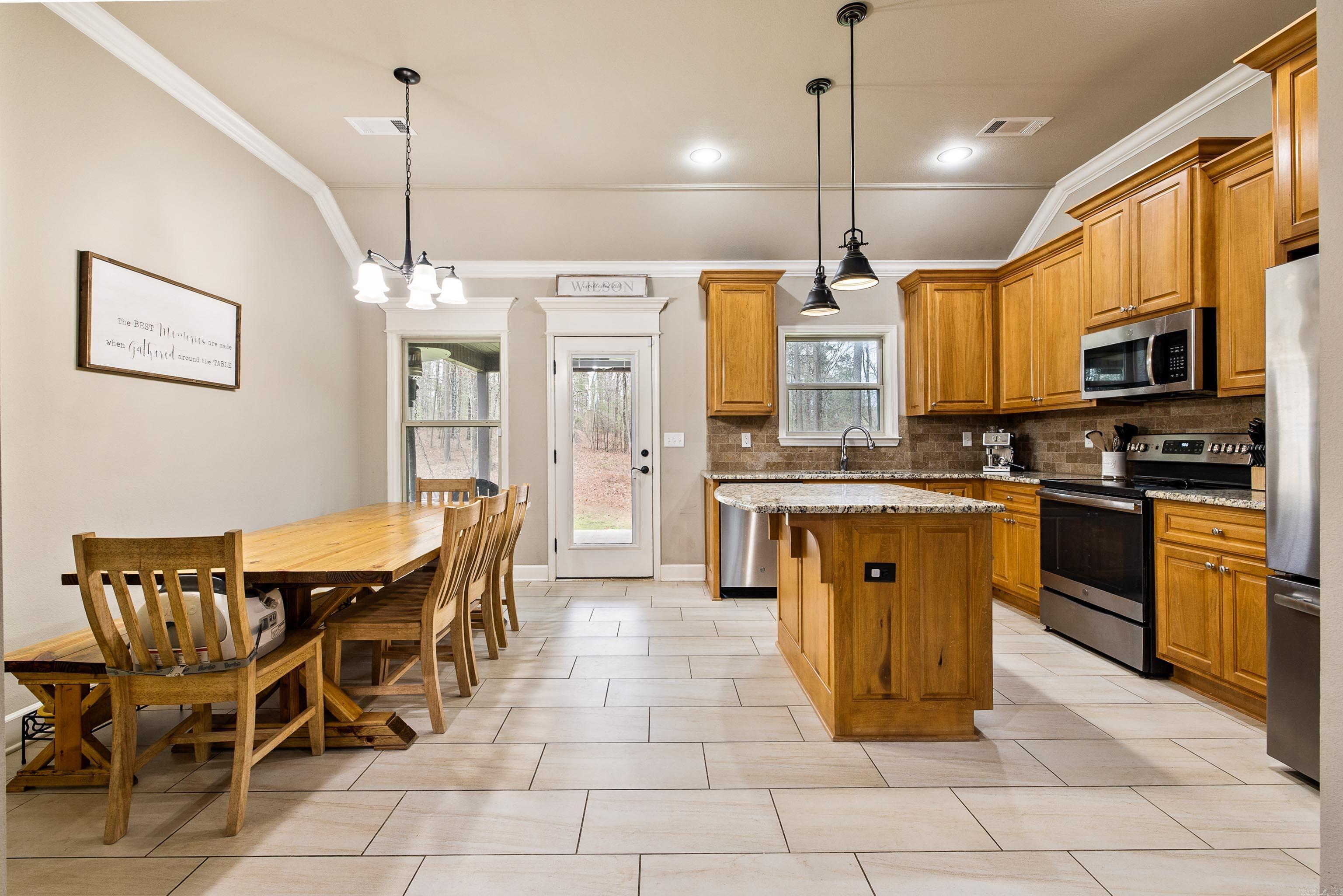 257 Reuben Drive  Alexander, AR