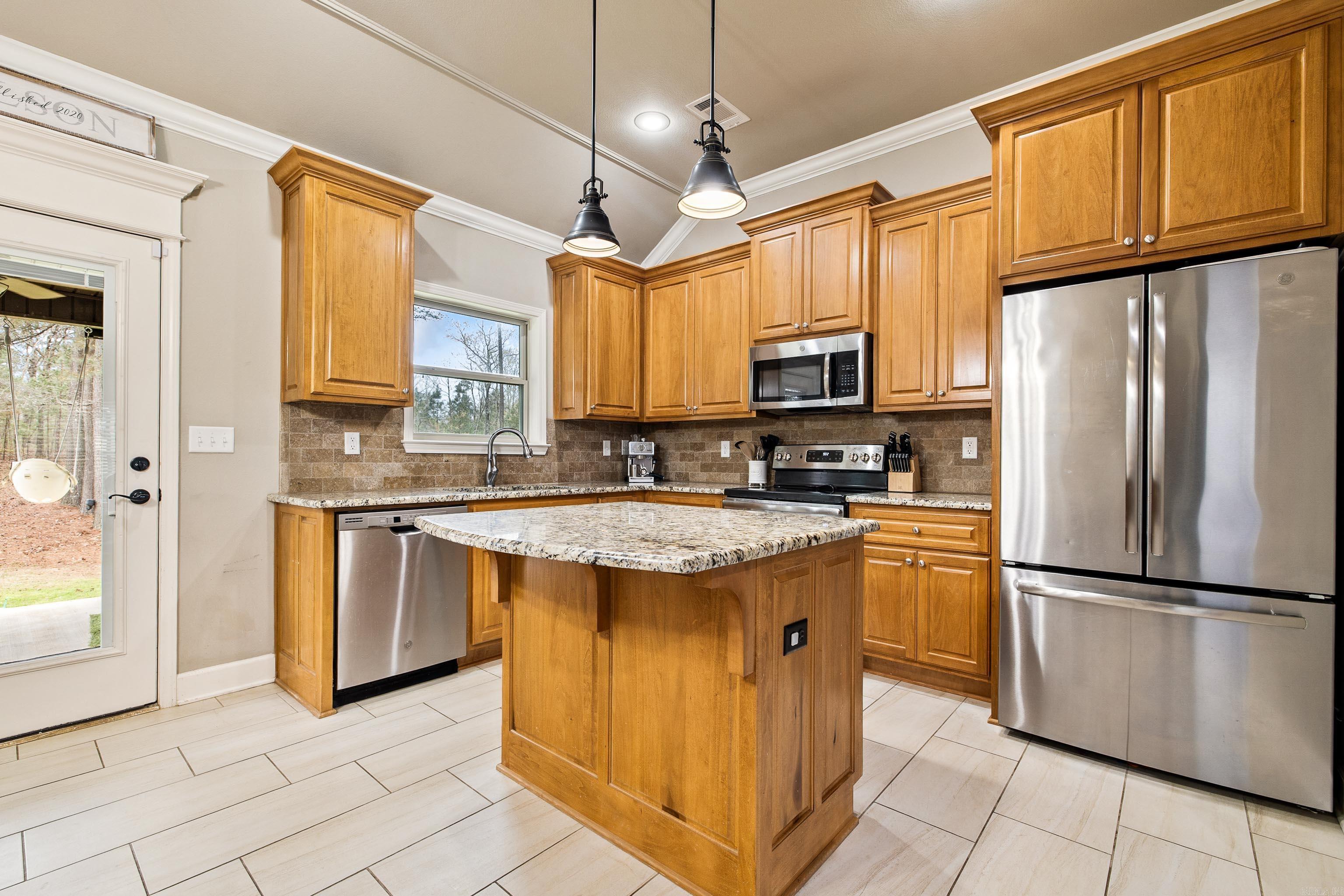 257 Reuben Drive  Alexander, AR