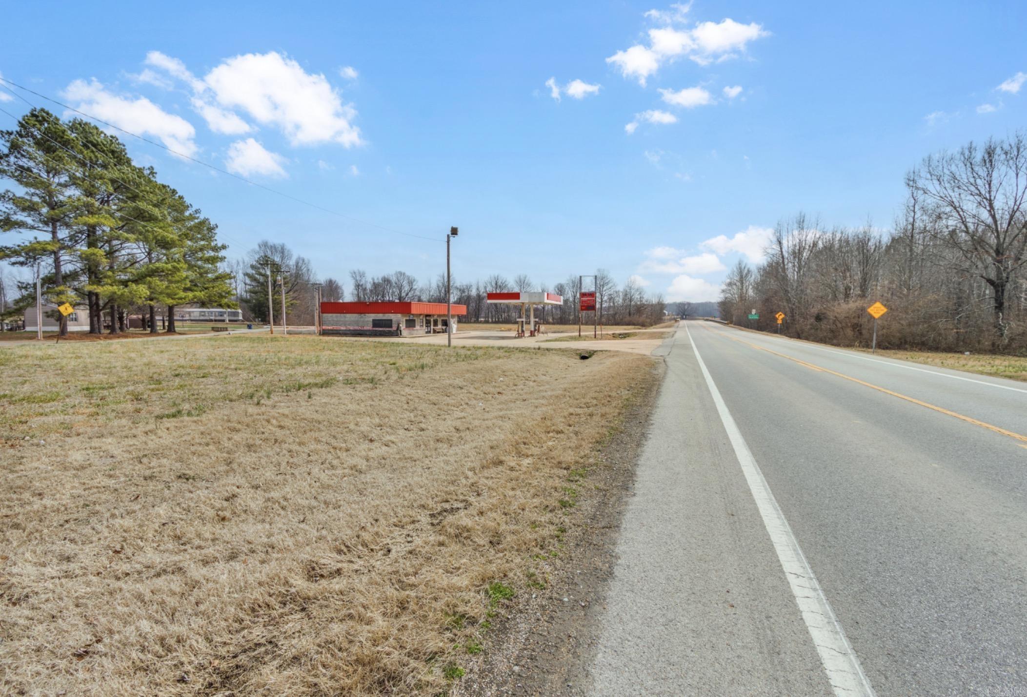 11002 Highway 135N  Lafe, AR