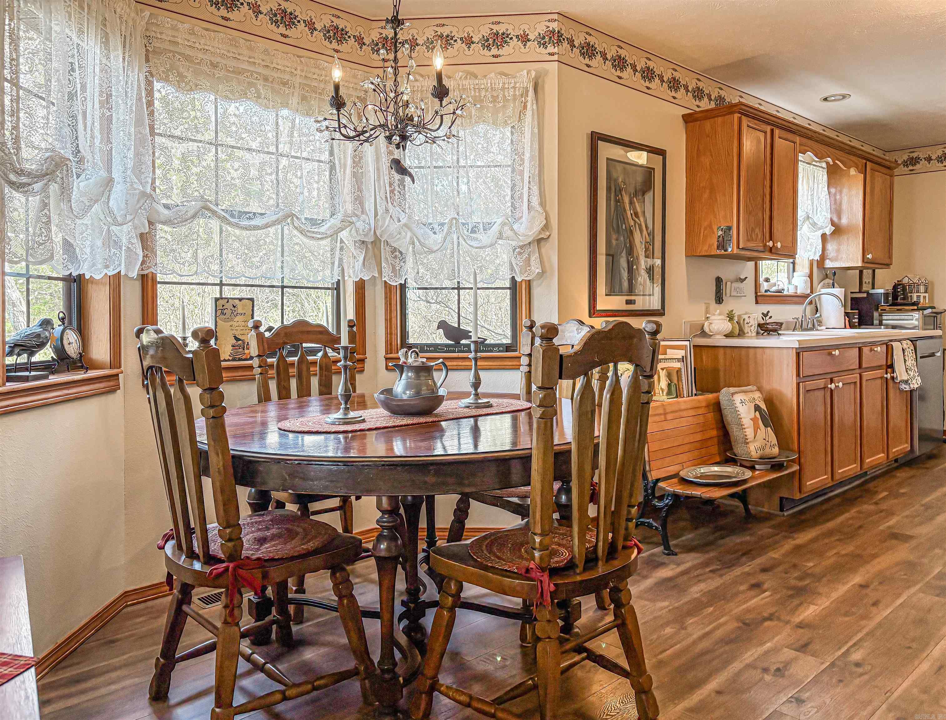 1013 Broadway  Yellville, AR