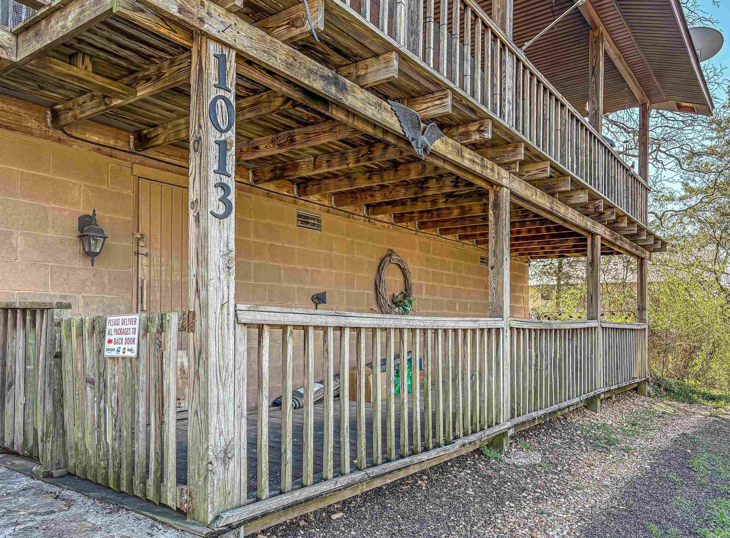 1013 Broadway  Yellville, AR