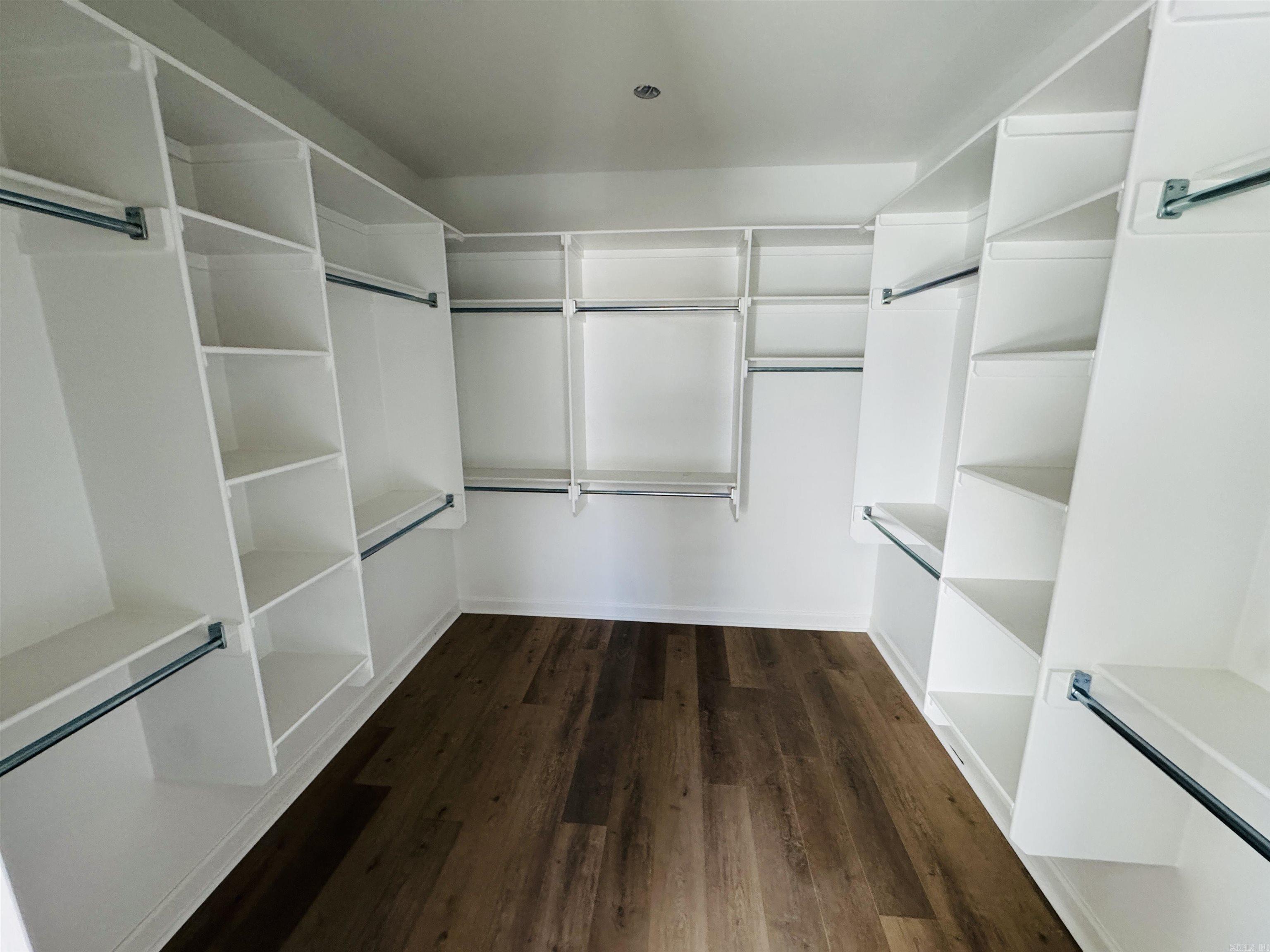 520 Forest Oak  Jacksonville, AR