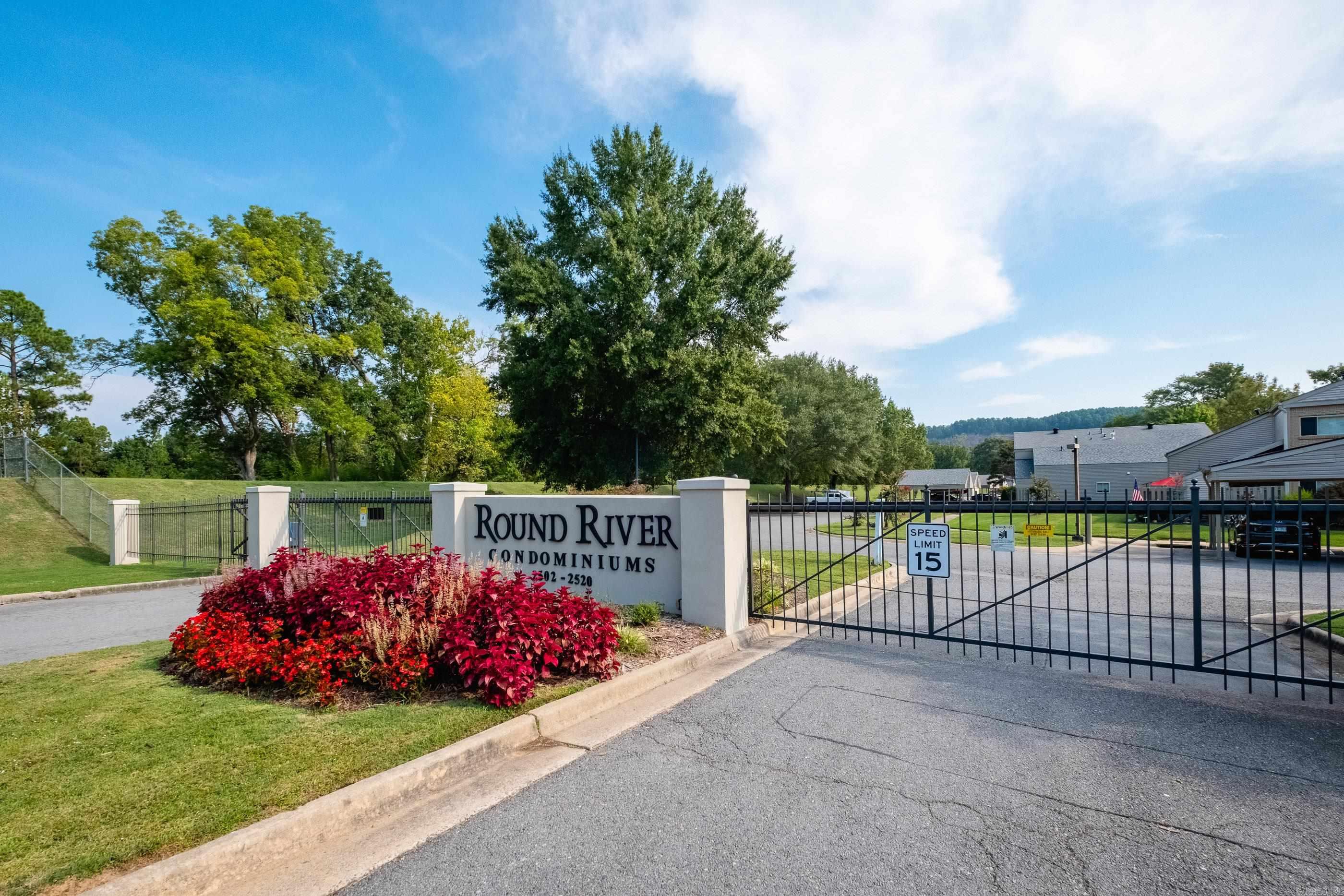 2520 Riverfront  Little Rock, AR