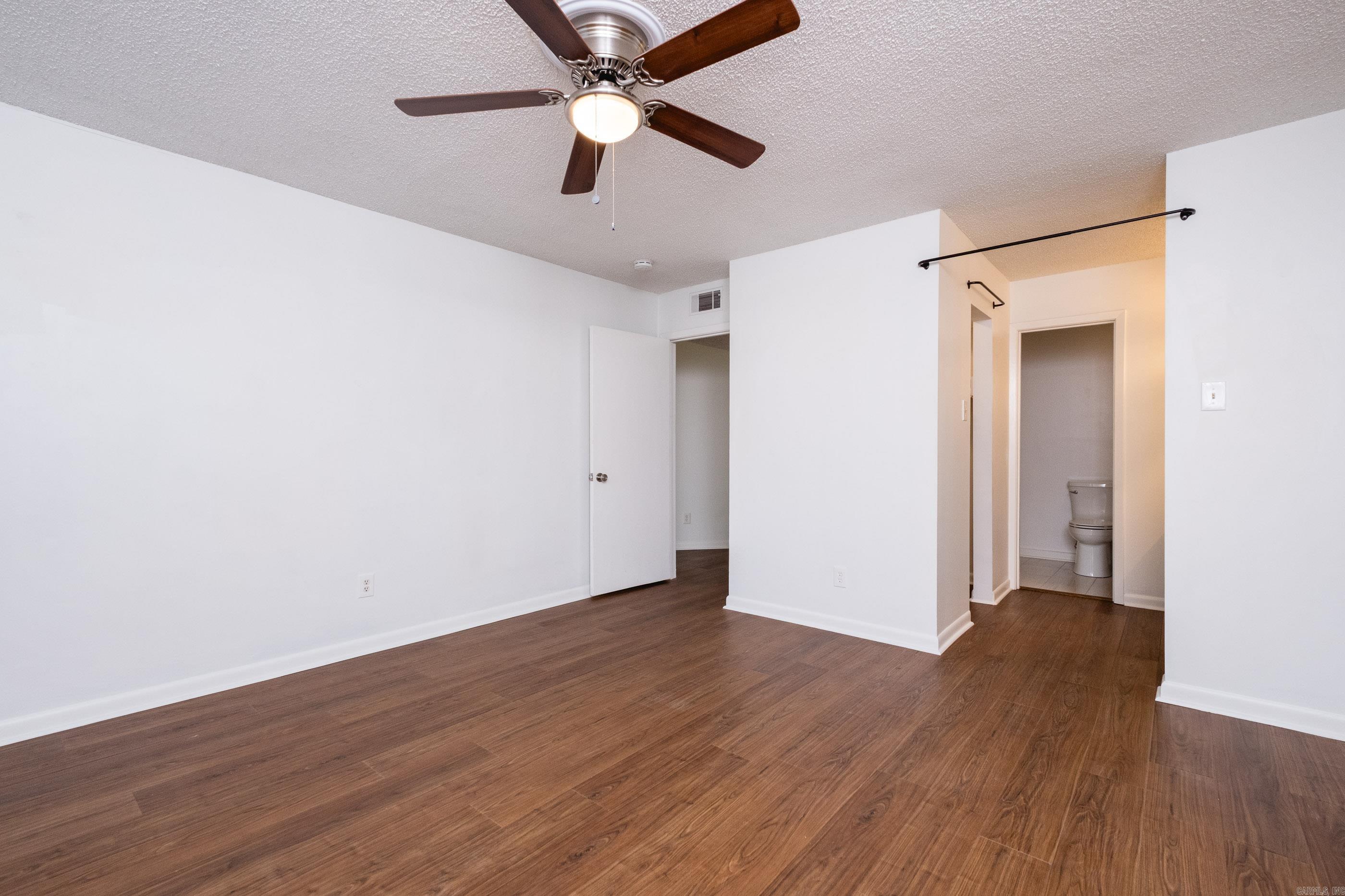 2520 Riverfront  Little Rock, AR