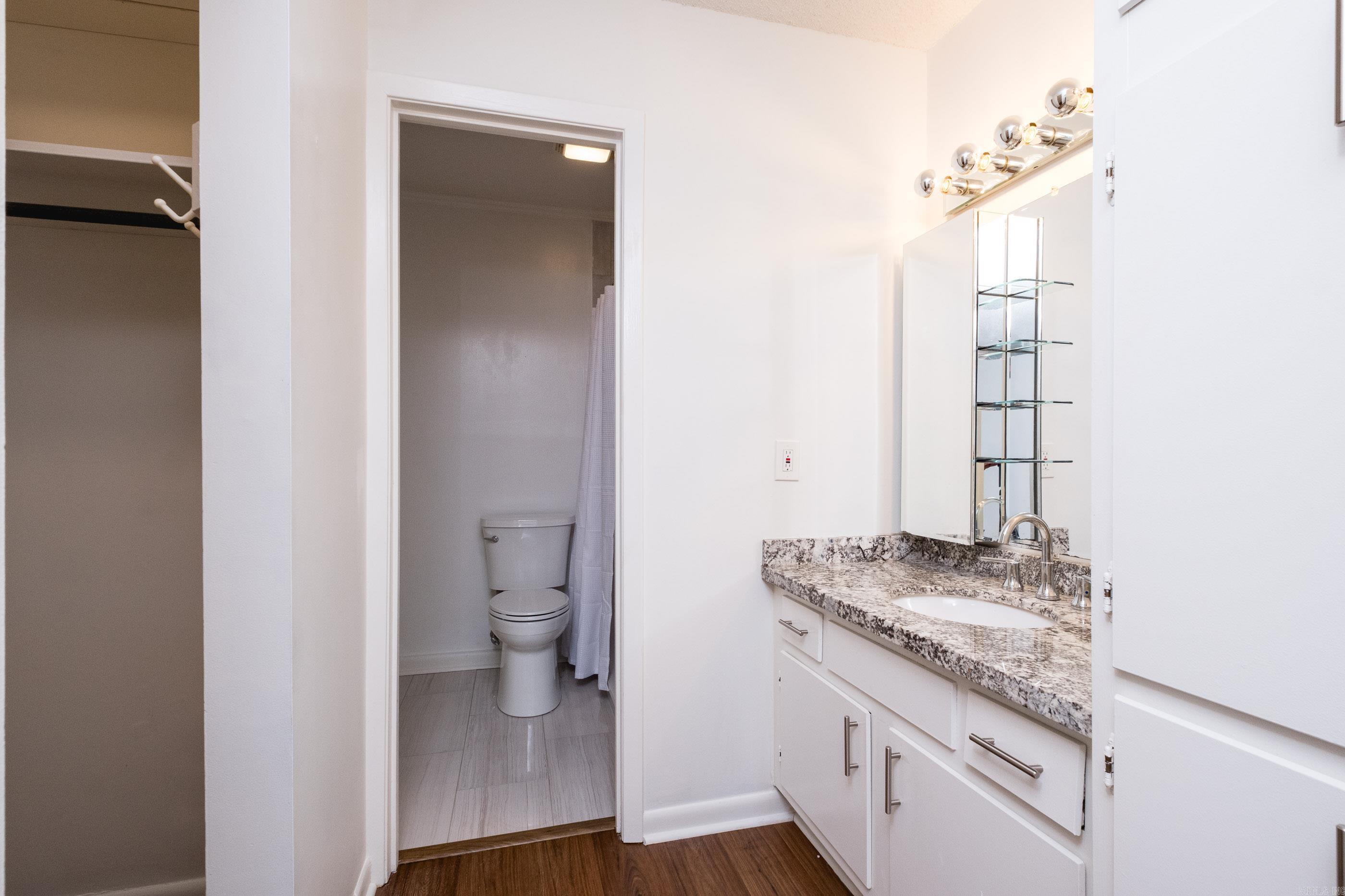 2520 Riverfront  Little Rock, AR