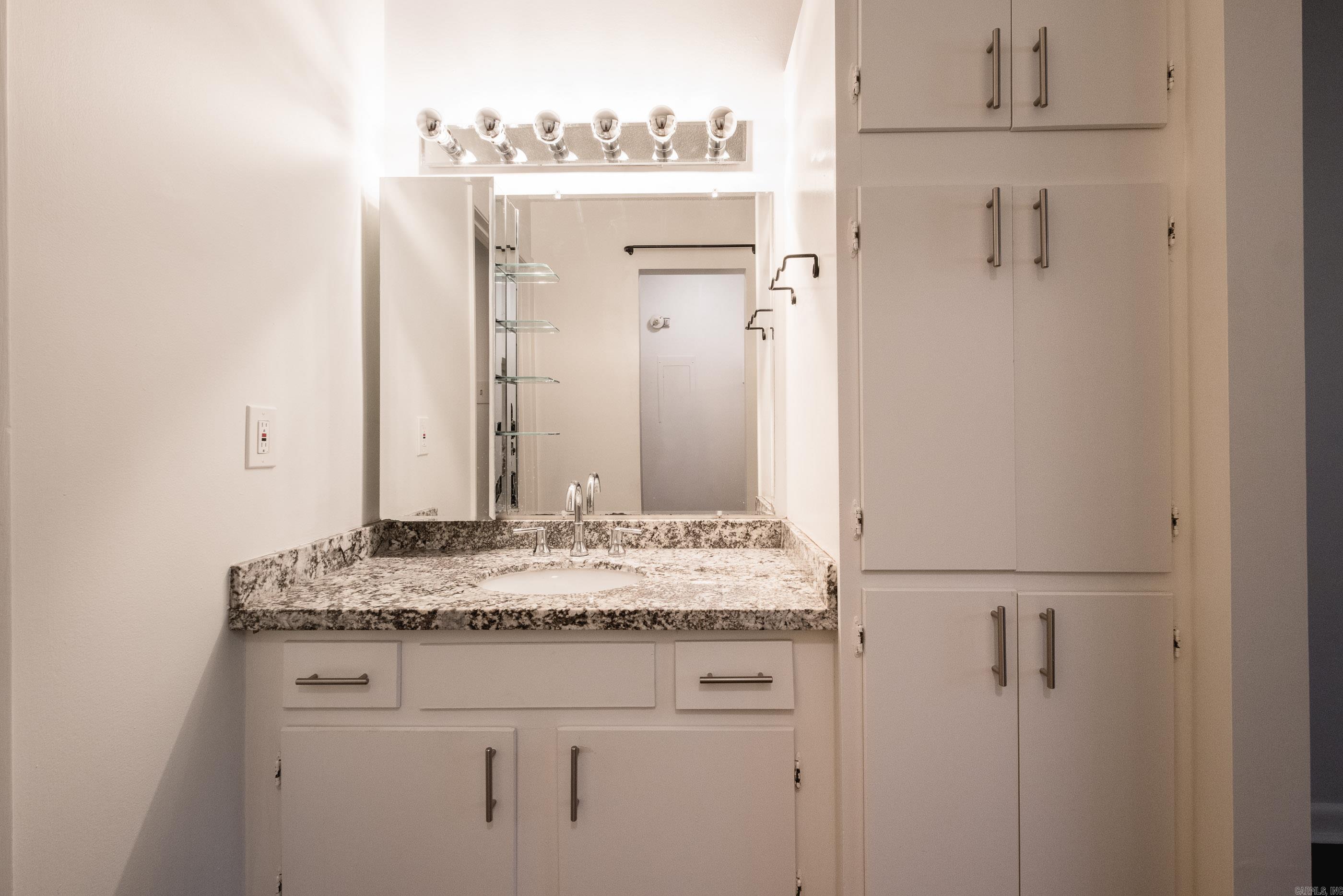 2520 Riverfront  Little Rock, AR