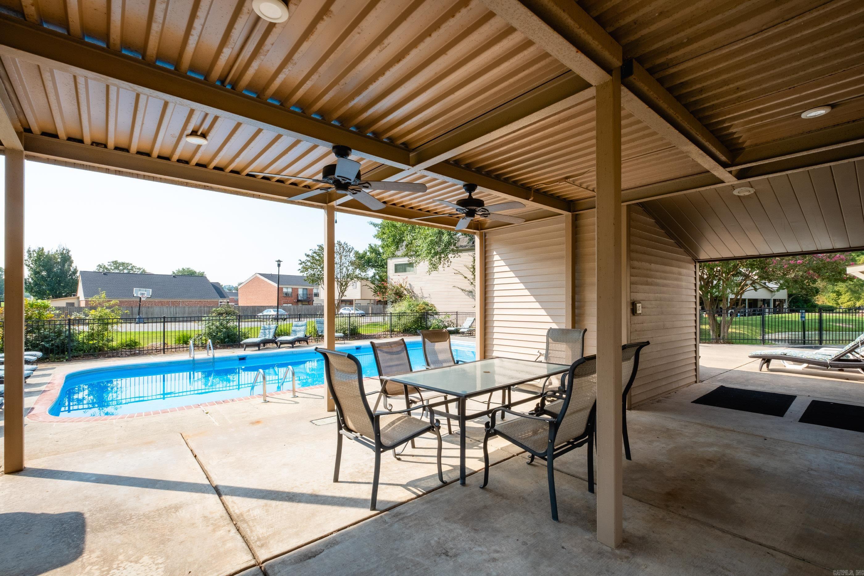 2520 Riverfront  Little Rock, AR