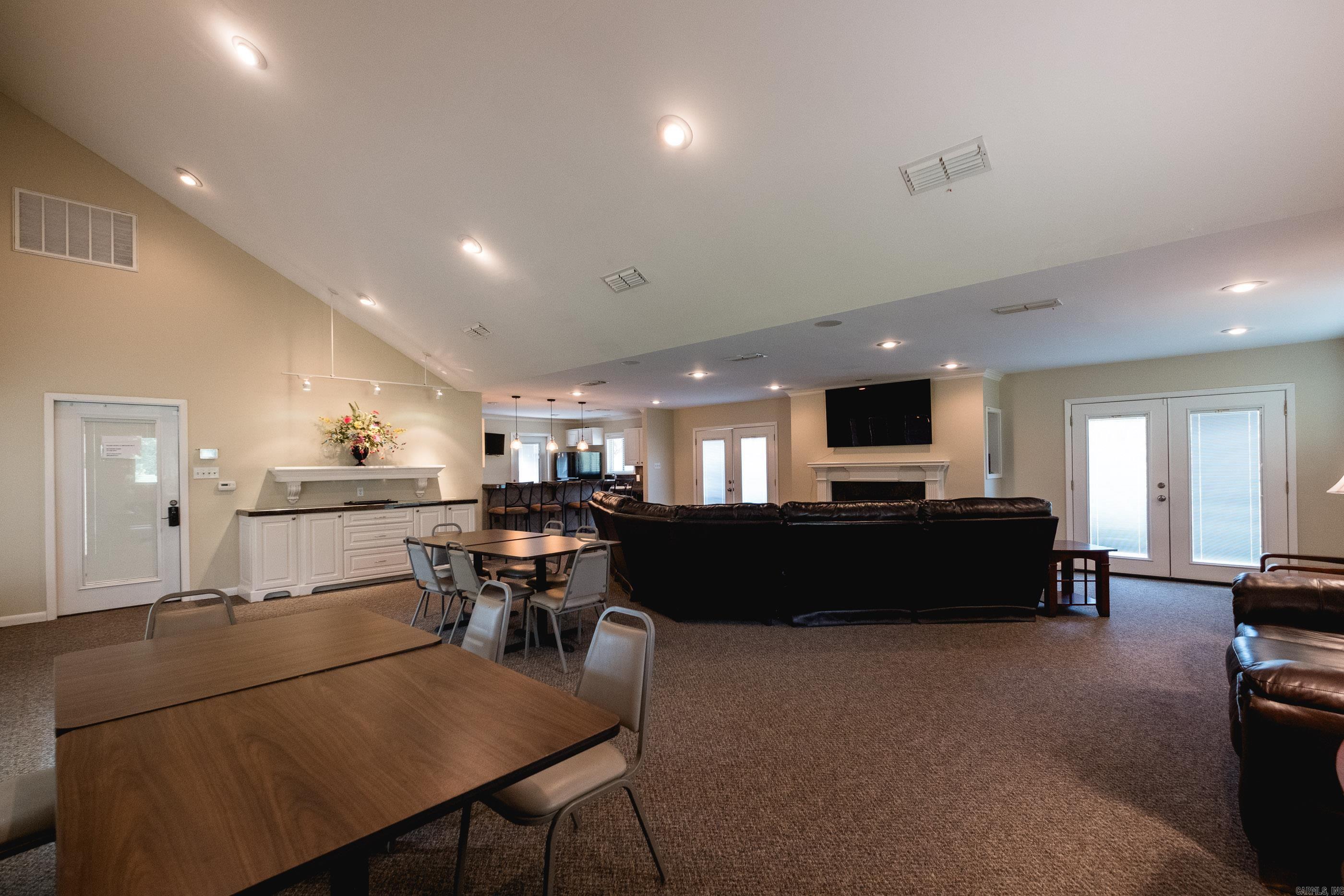 2520 Riverfront  Little Rock, AR