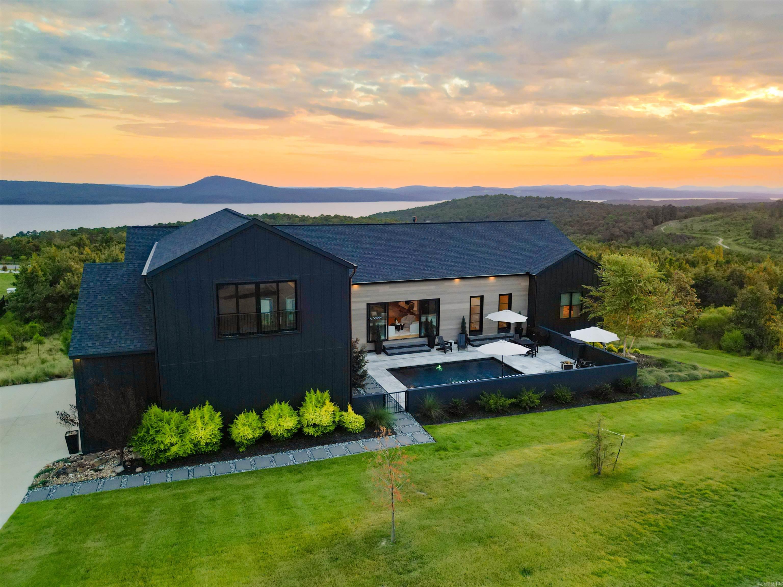 20 Waterview Garden Lane  Roland, AR