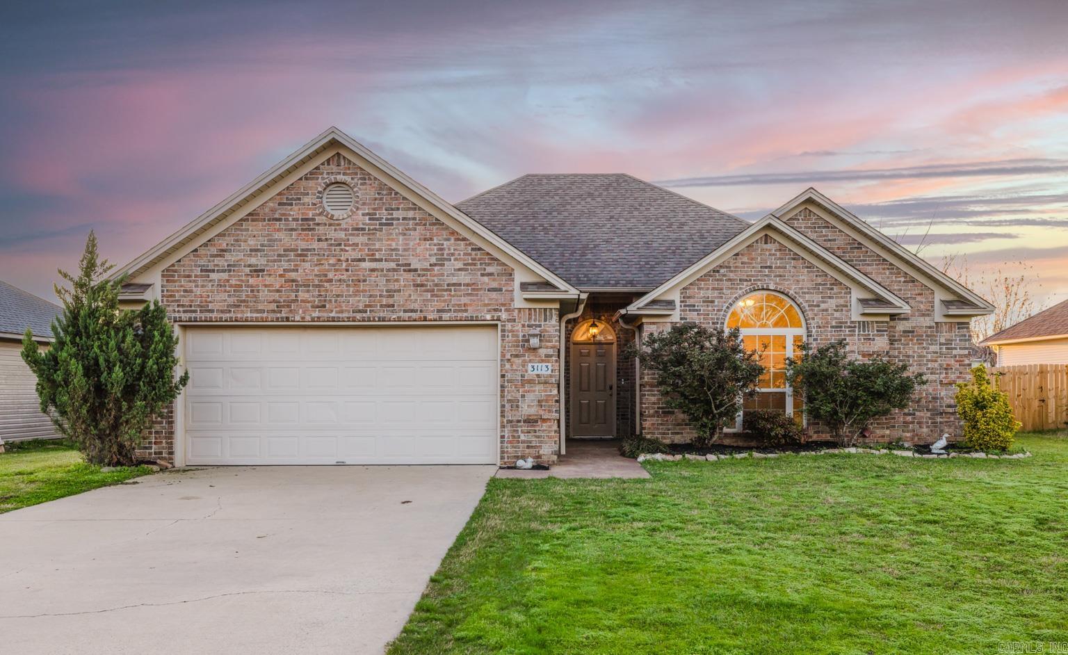 3113 Longmeadow Dr  Bryant, AR