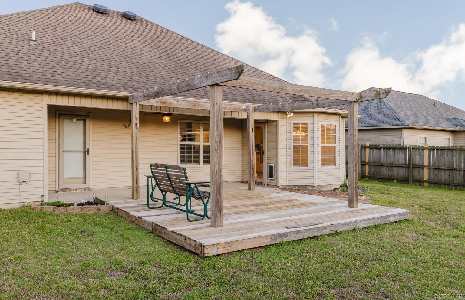 3113 Longmeadow Dr  Bryant, AR