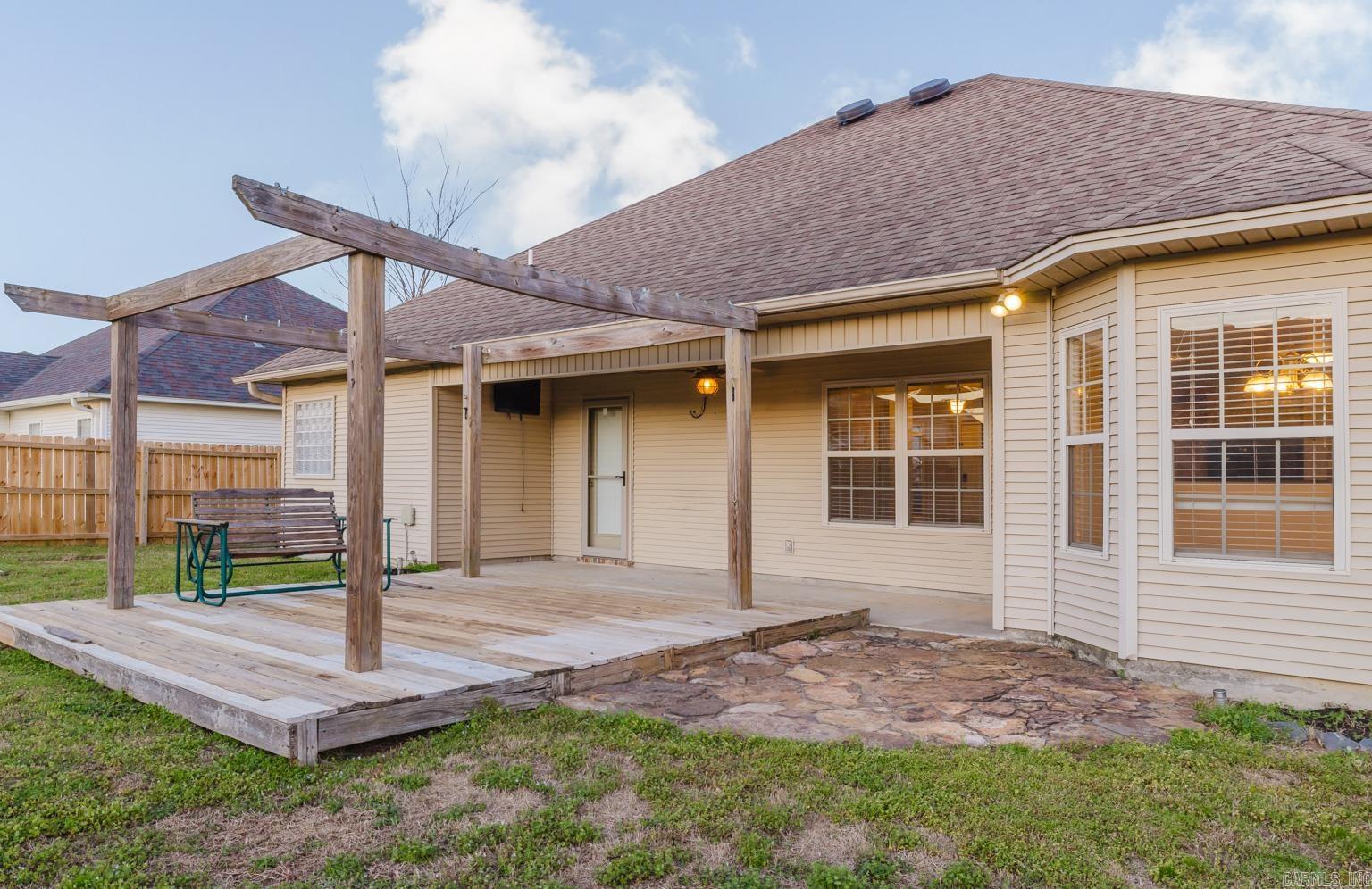 3113 Longmeadow Dr  Bryant, AR