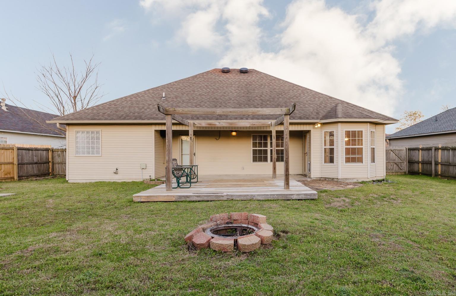 3113 Longmeadow Dr  Bryant, AR