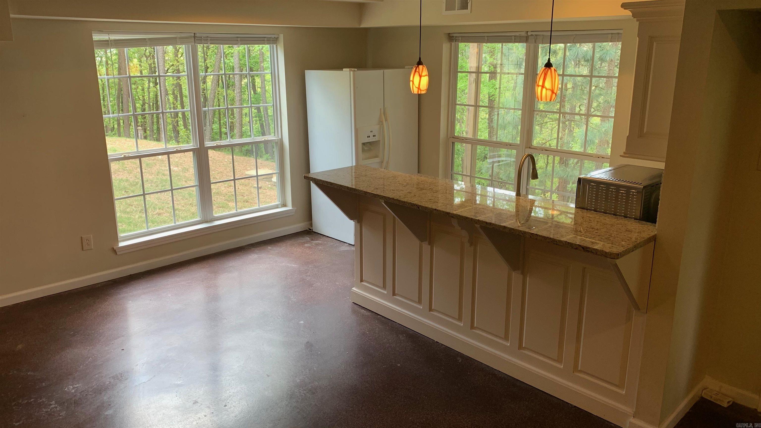 6911 Westridge  Roland, AR