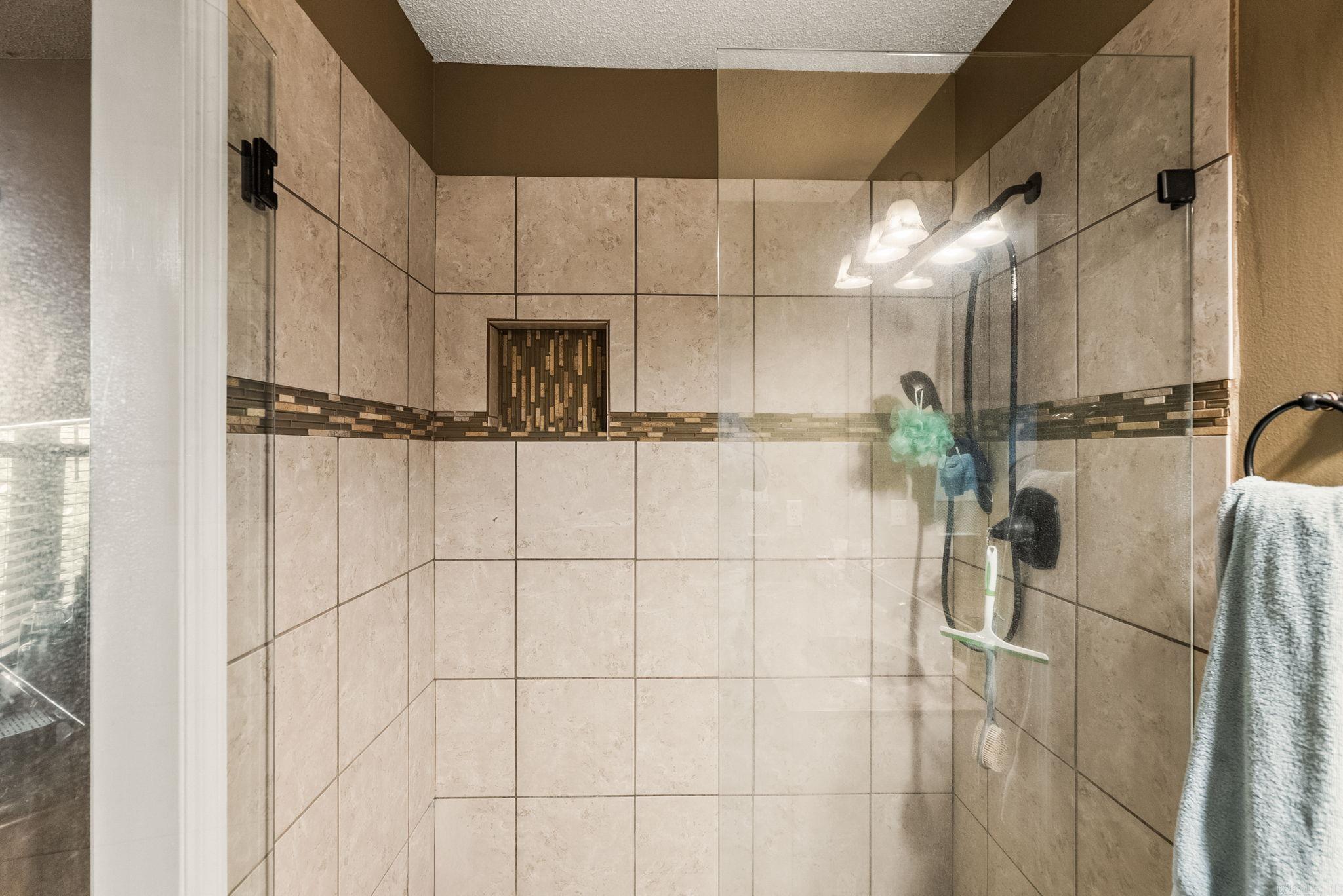 1810 Snow  Alexander, AR