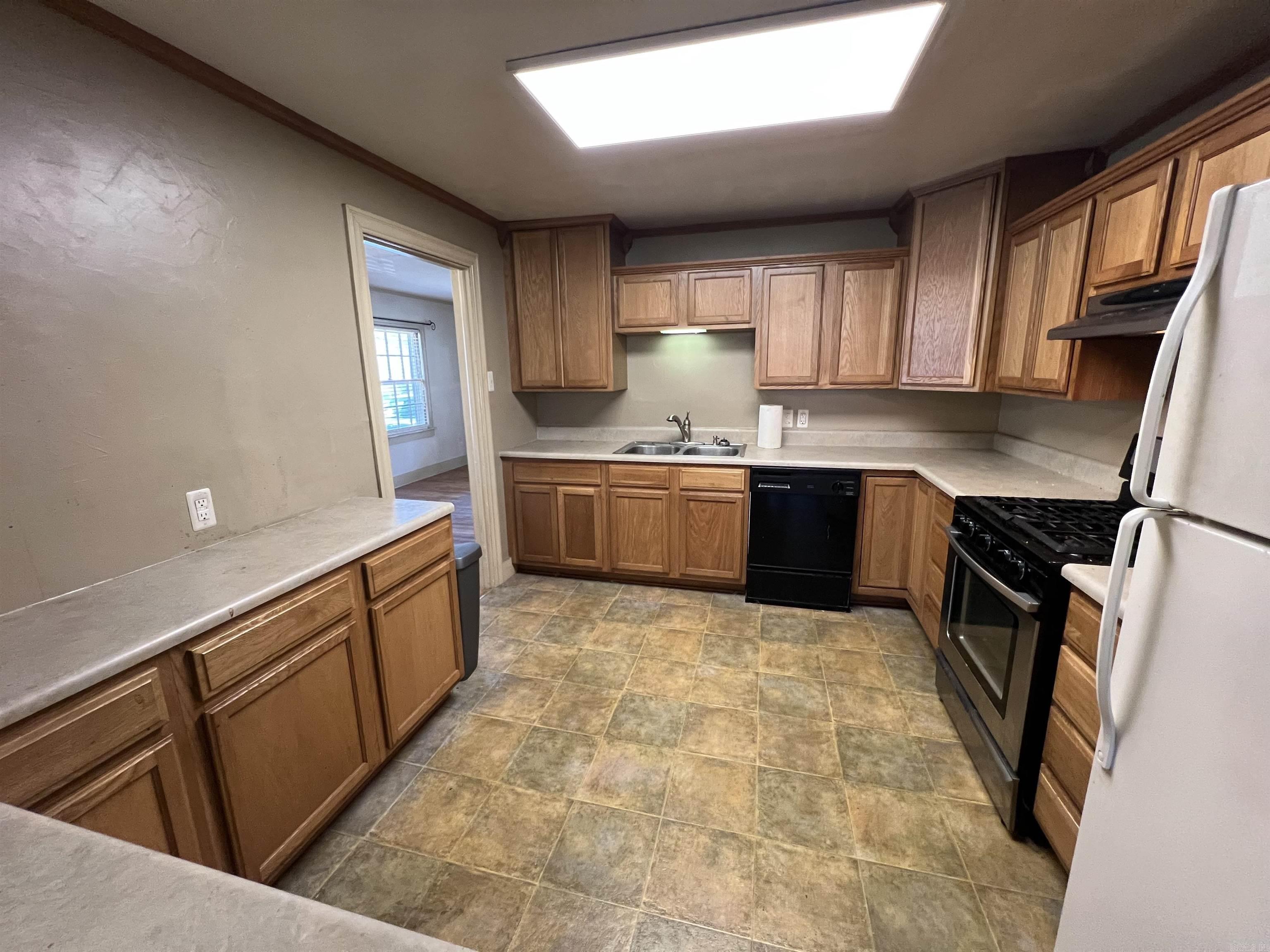 1408 Tulip Ave  Searcy, AR