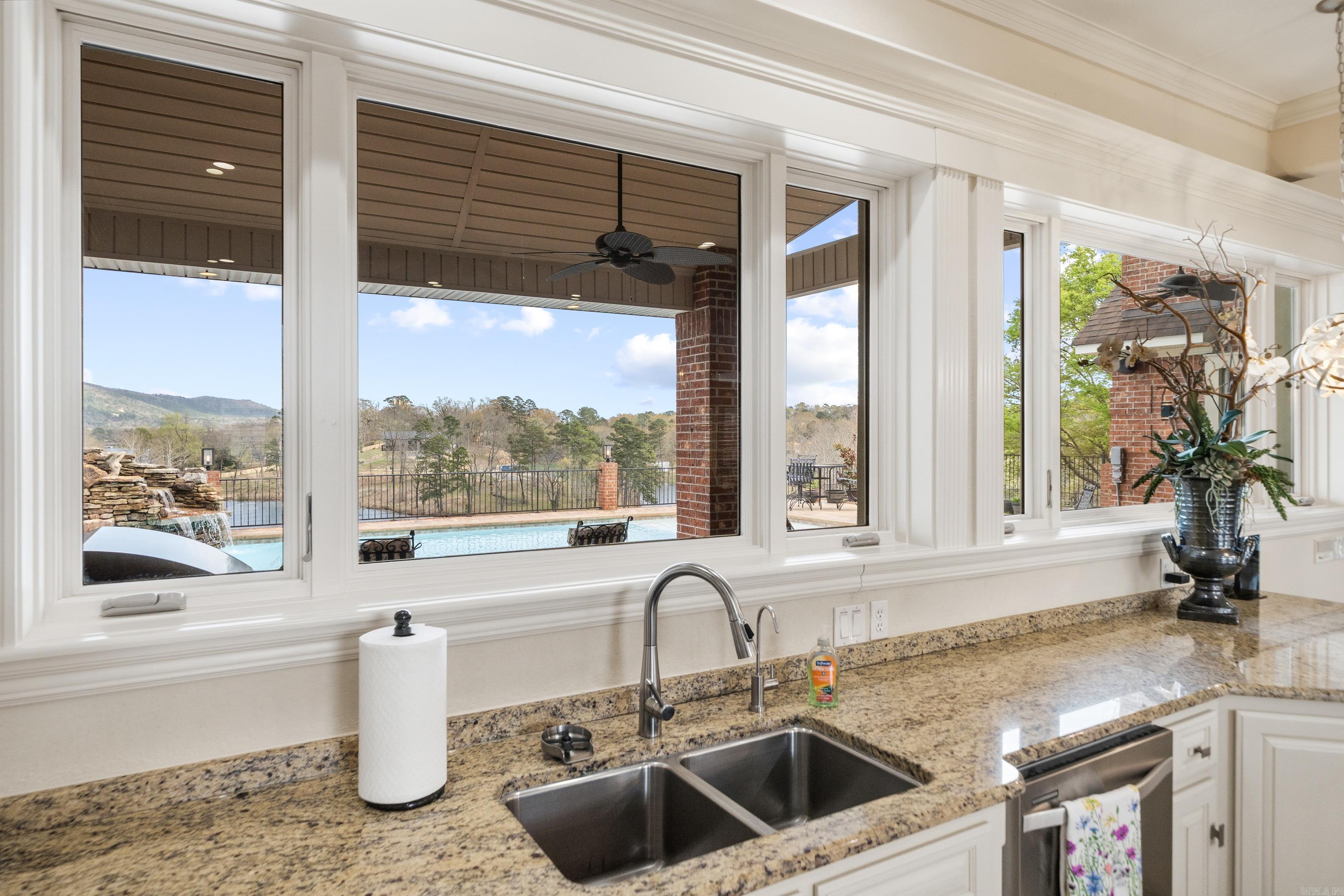 160 Cougar  Hot Springs, AR