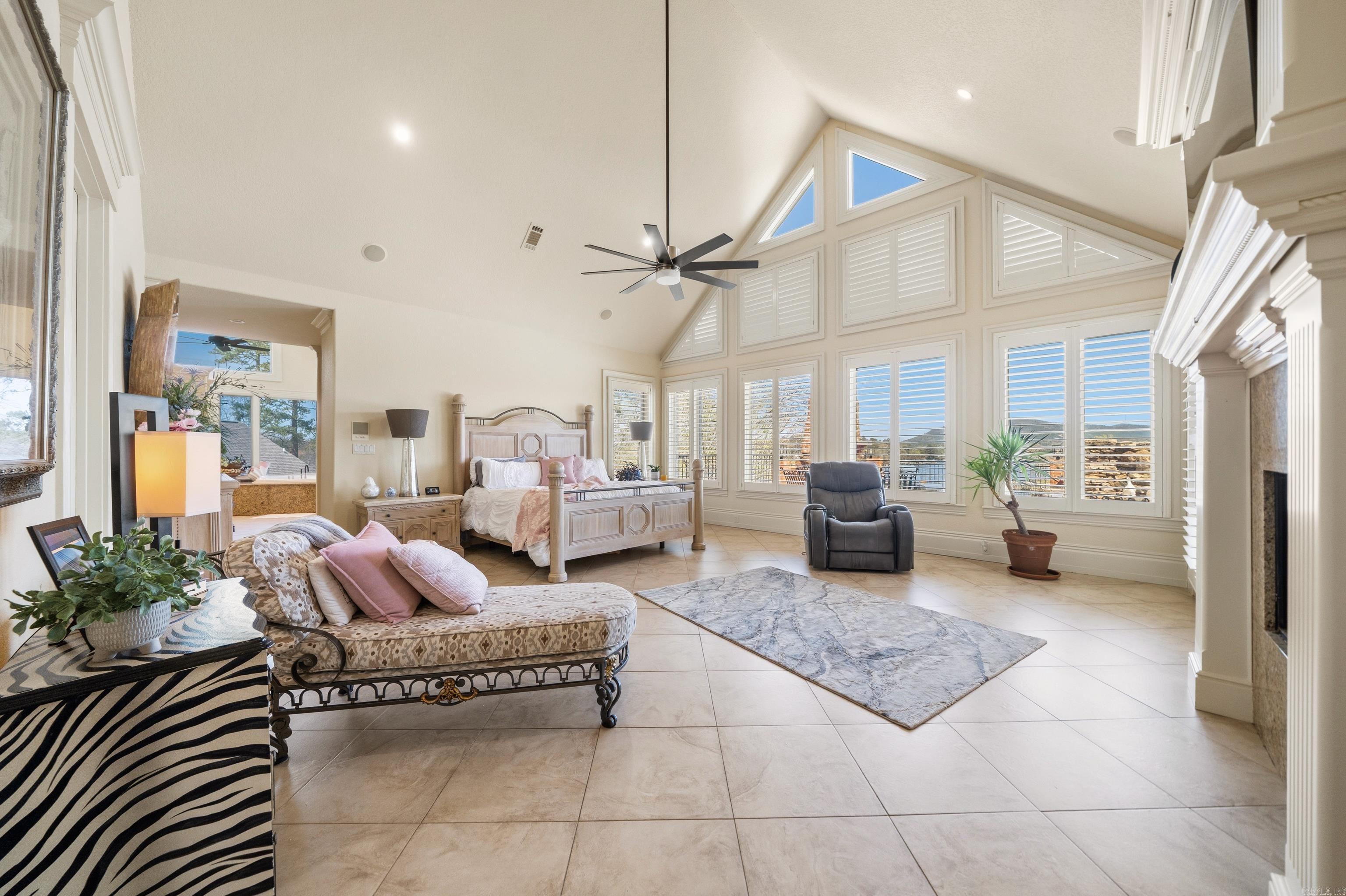 160 Cougar  Hot Springs, AR